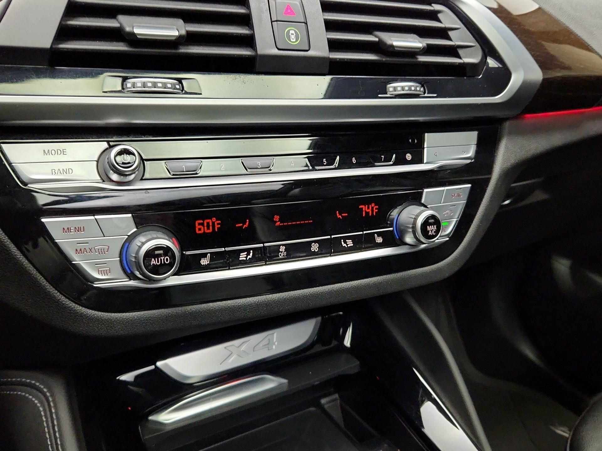 Thumbnail: 2021 BMW X4 - 17