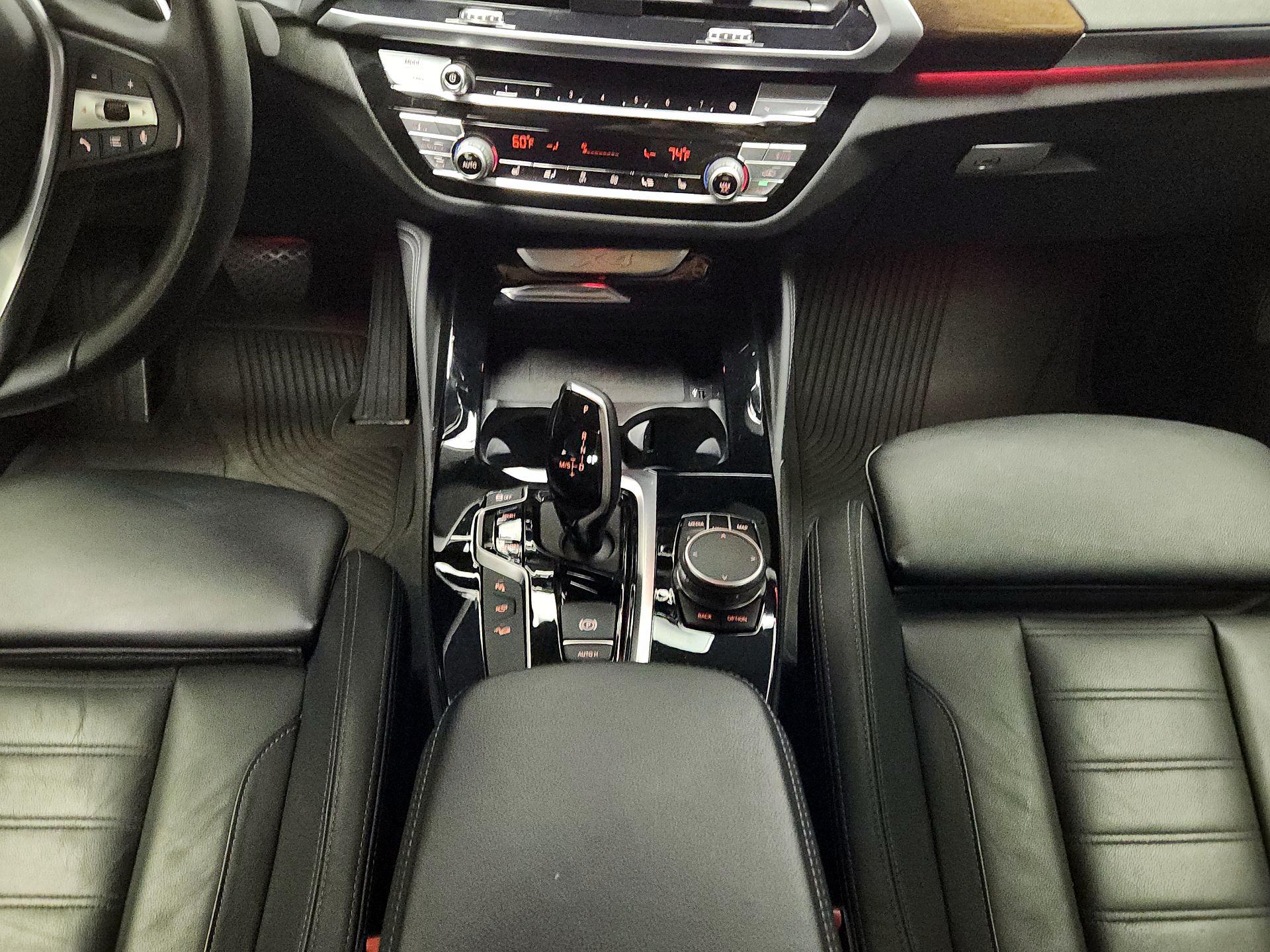 Thumbnail: 2021 BMW X4 - 18