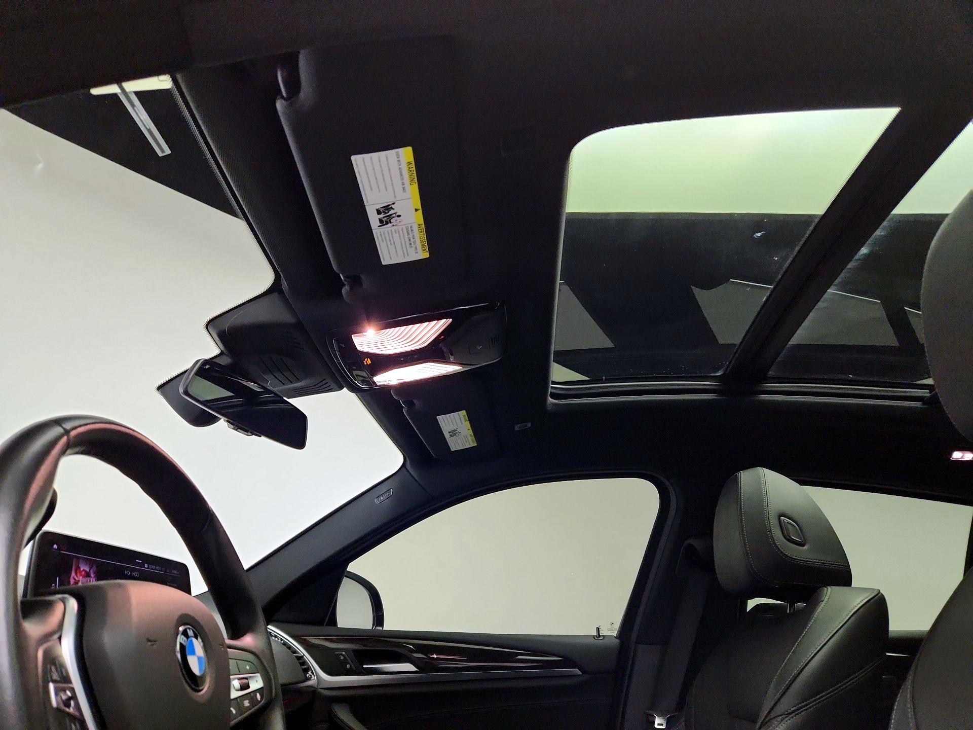 Thumbnail: 2021 BMW X4 - 20