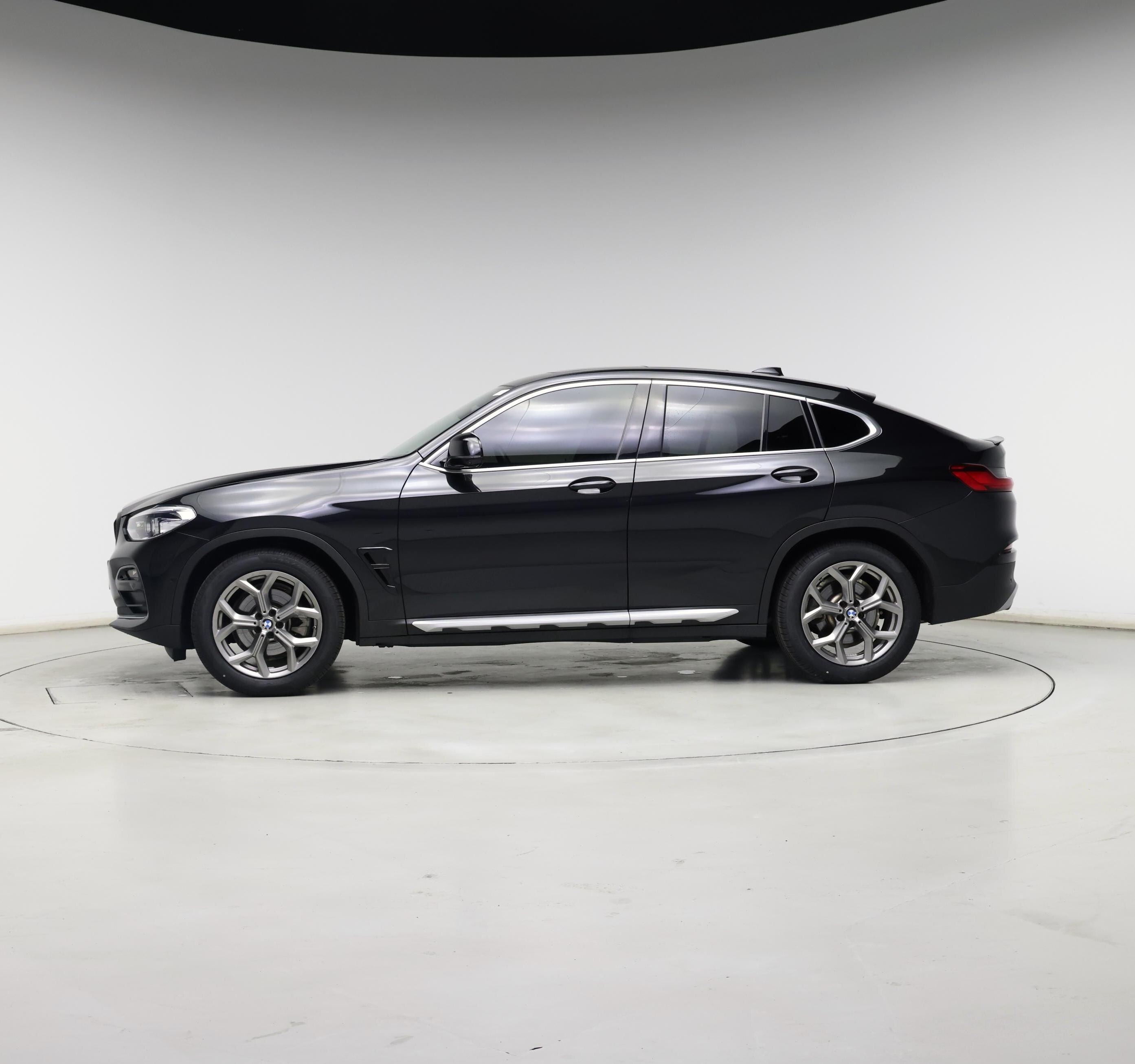 Thumbnail: 2021 BMW X4 - 3