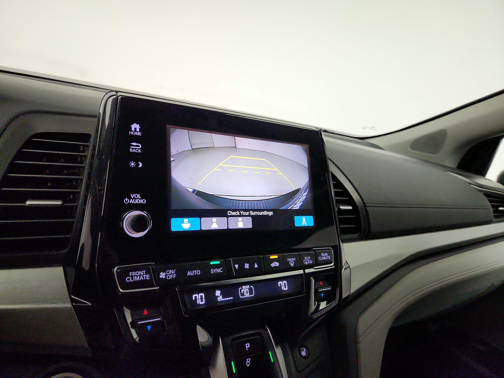 Thumbnail: 2019 Honda Odyssey - 14