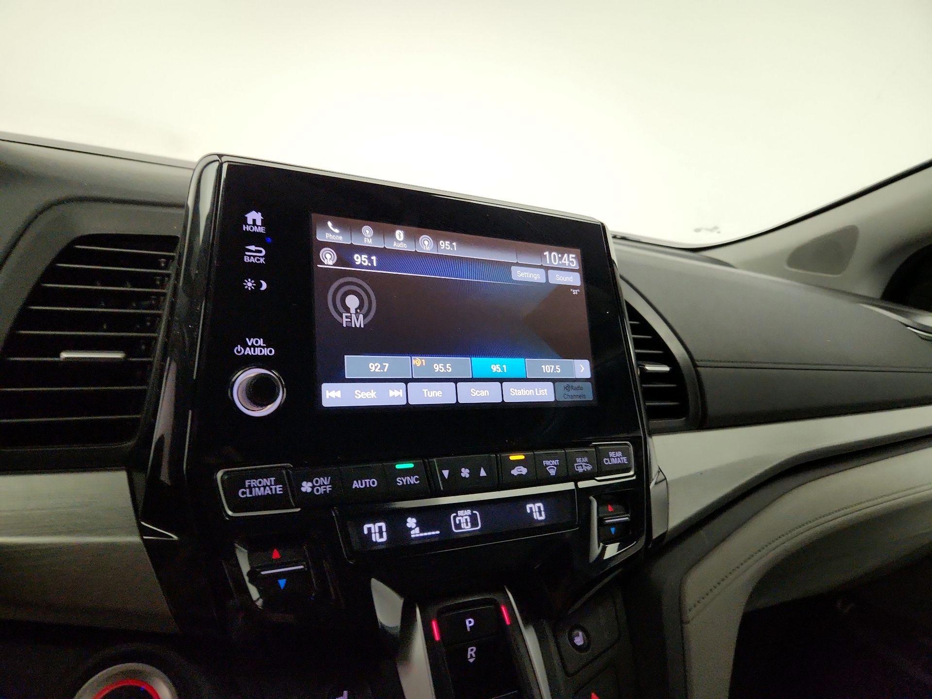Thumbnail: 2019 Honda Odyssey - 15