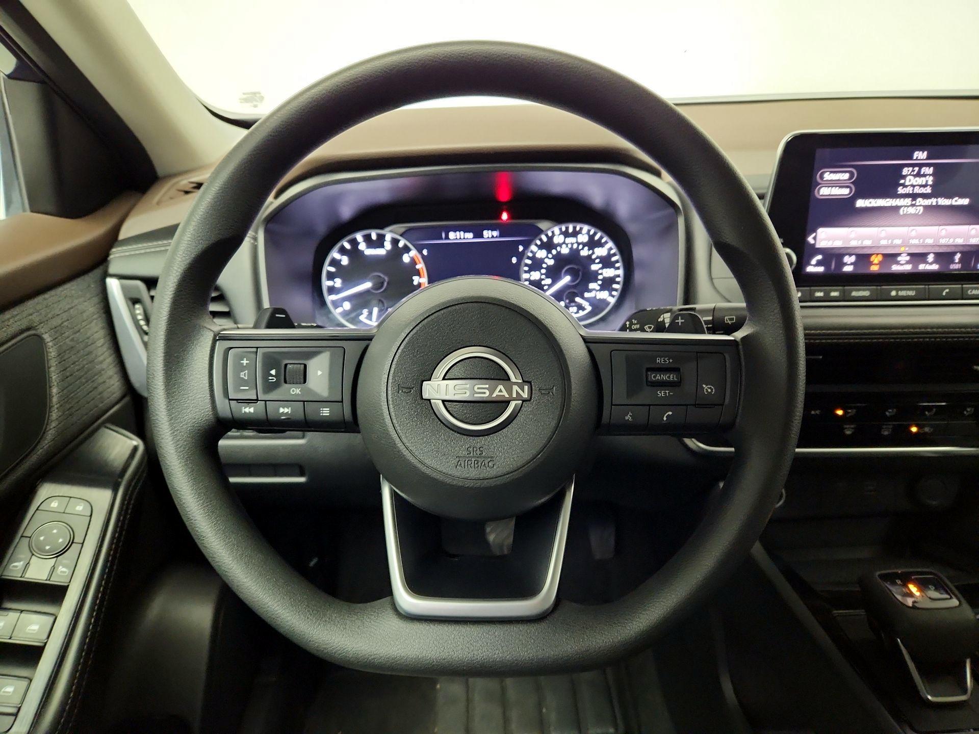 Thumbnail: 2022 Nissan Rogue - 10