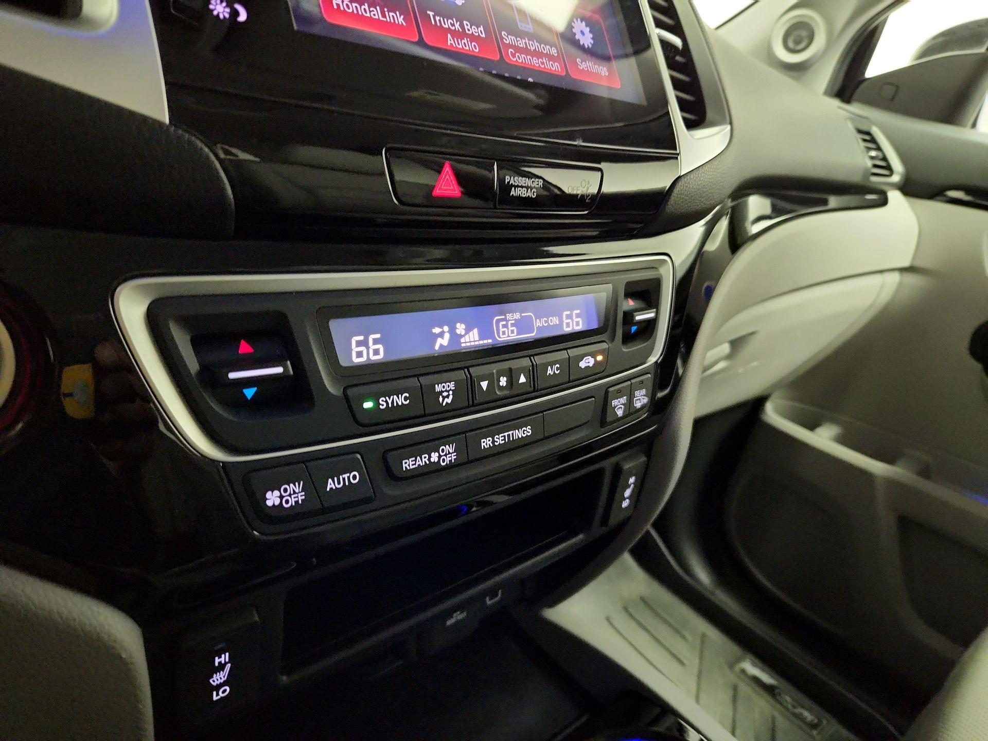 Thumbnail: 2019 Honda Ridgeline - 17