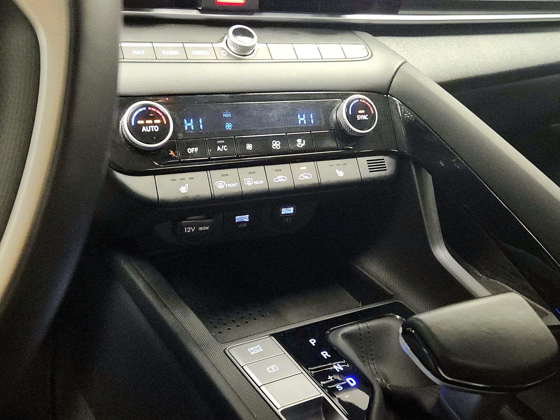 Thumbnail: 2023 Hyundai Elantra - 19