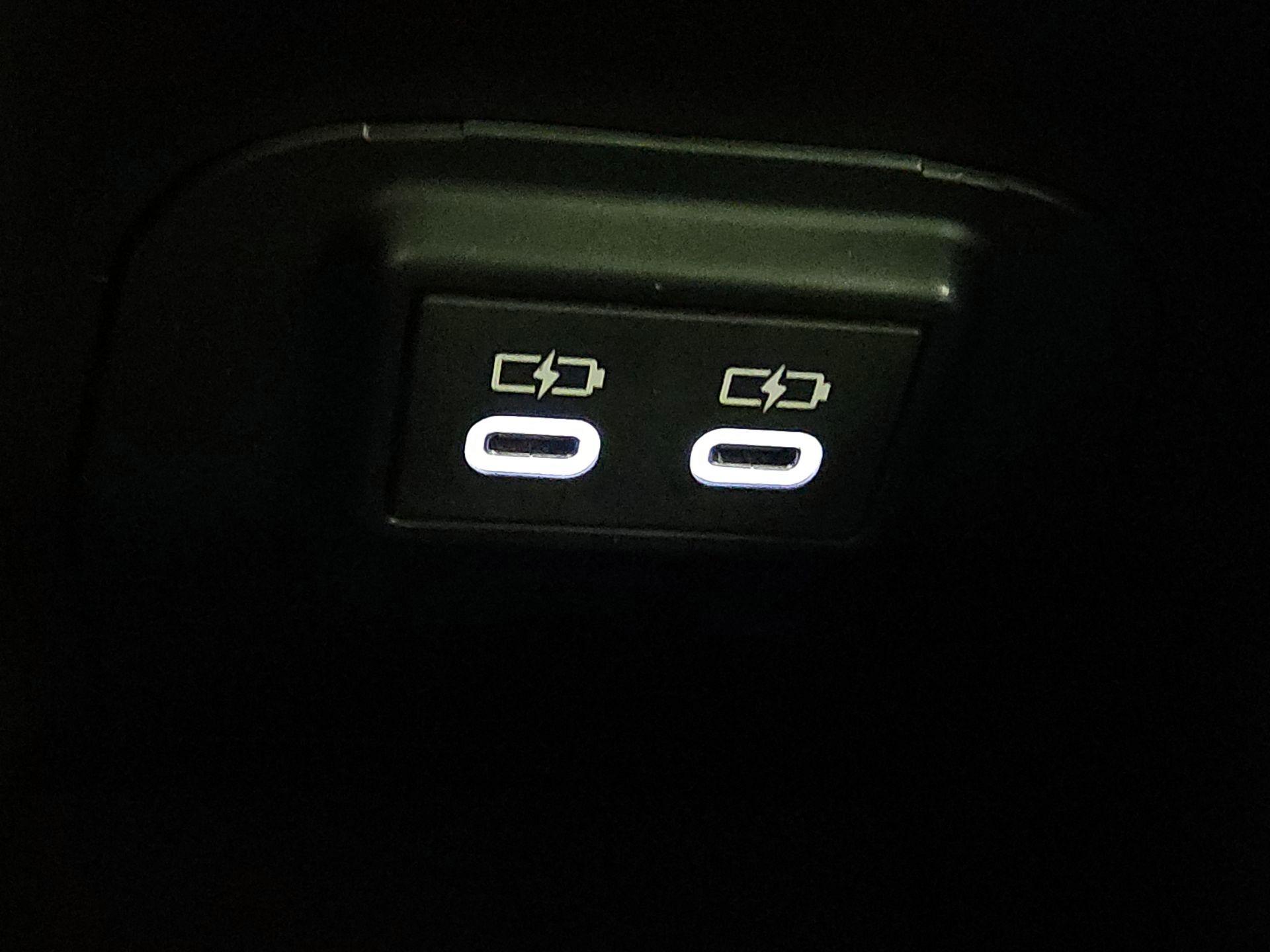 Thumbnail: 2023 Toyota RAV4 - 18