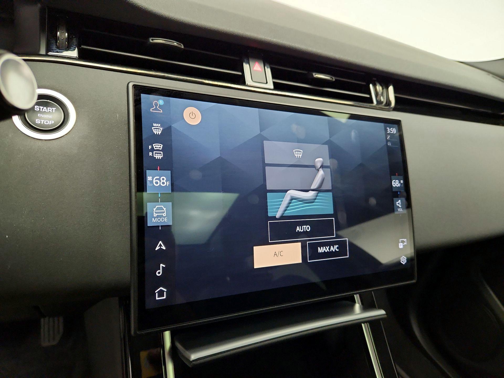 Thumbnail: 2025 Land Rover Range Rover Evoque - 17