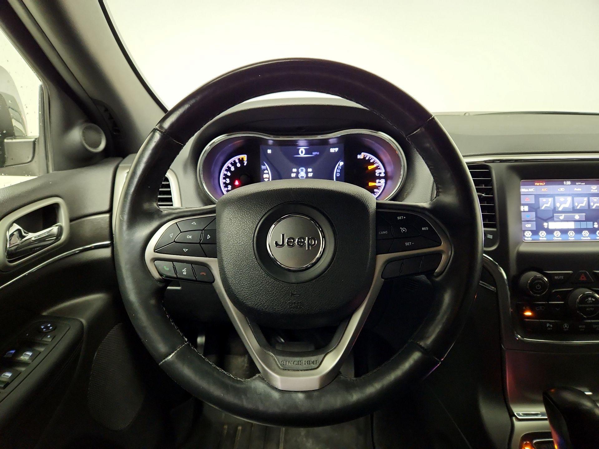 Thumbnail: 2018 Jeep Grand Cherokee - 10