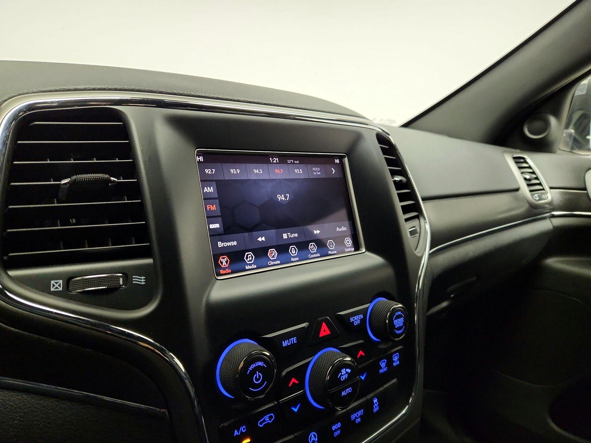 Thumbnail: 2018 Jeep Grand Cherokee - 15