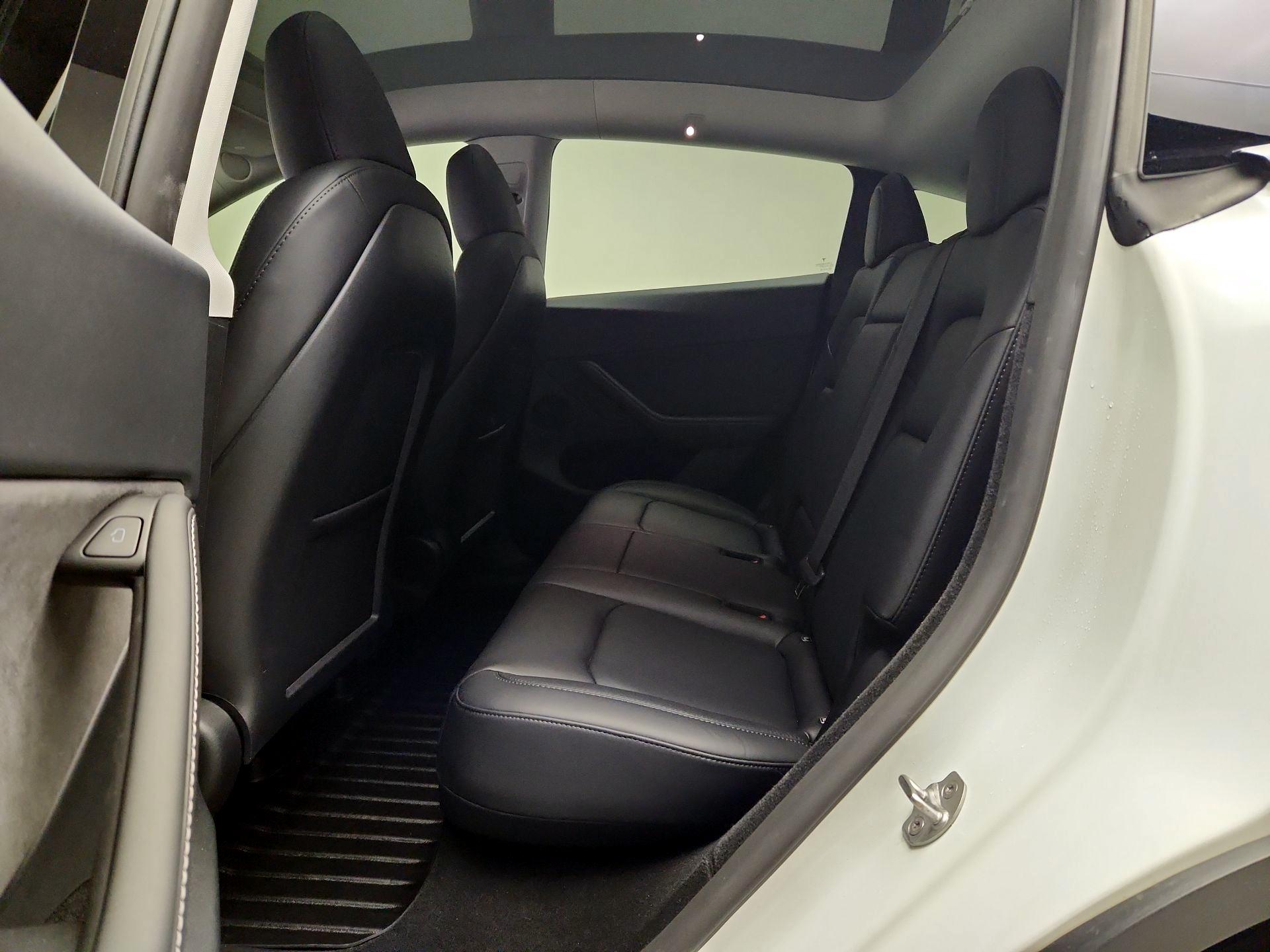 Thumbnail: 2023 Tesla Model Y - 19