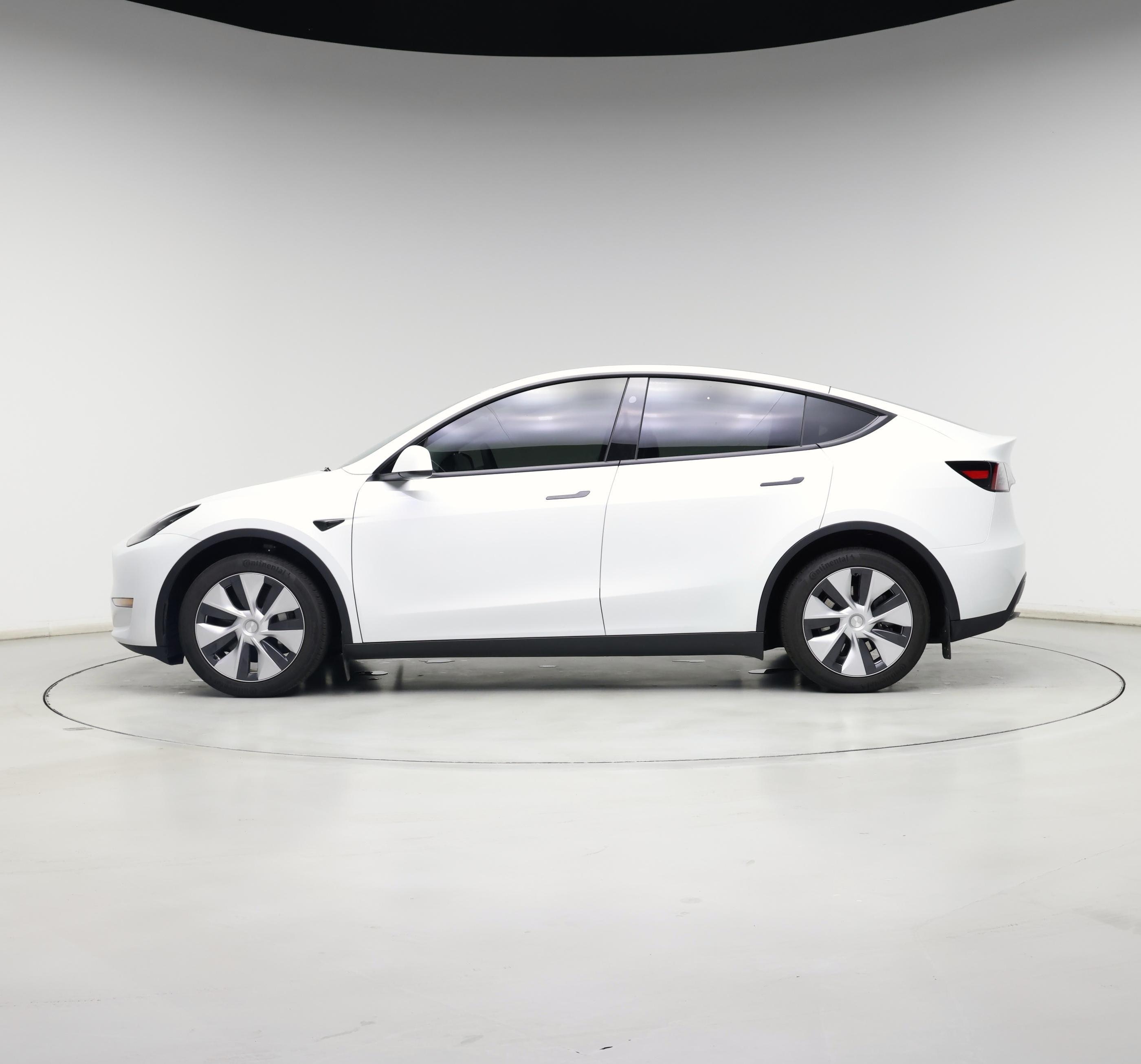 Thumbnail: 2023 Tesla Model Y - 3