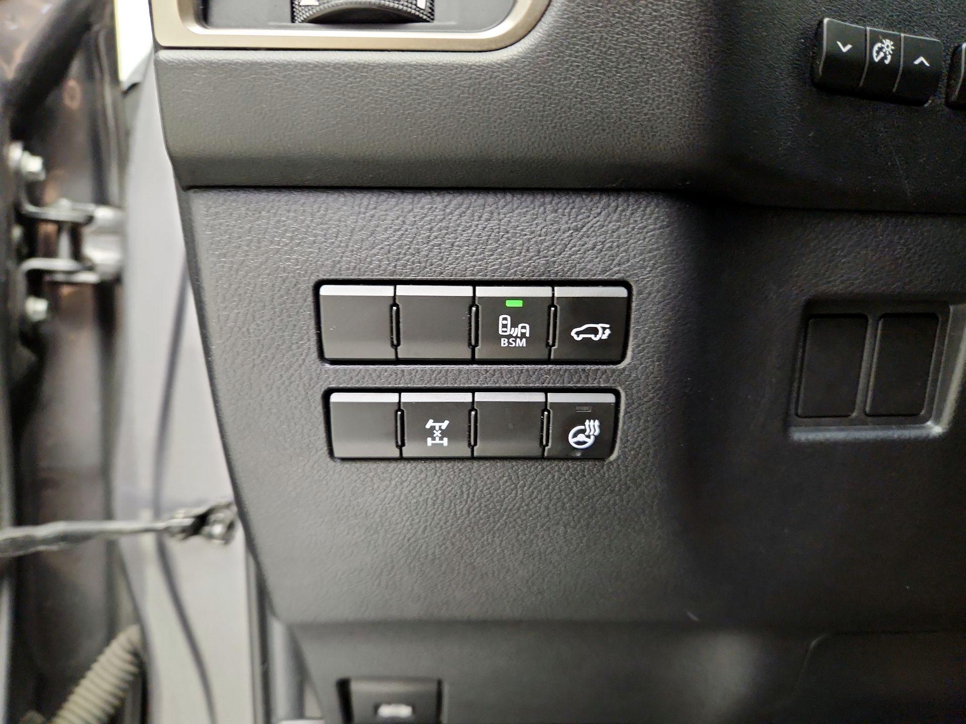 Thumbnail: 2015 Lexus NX - 13