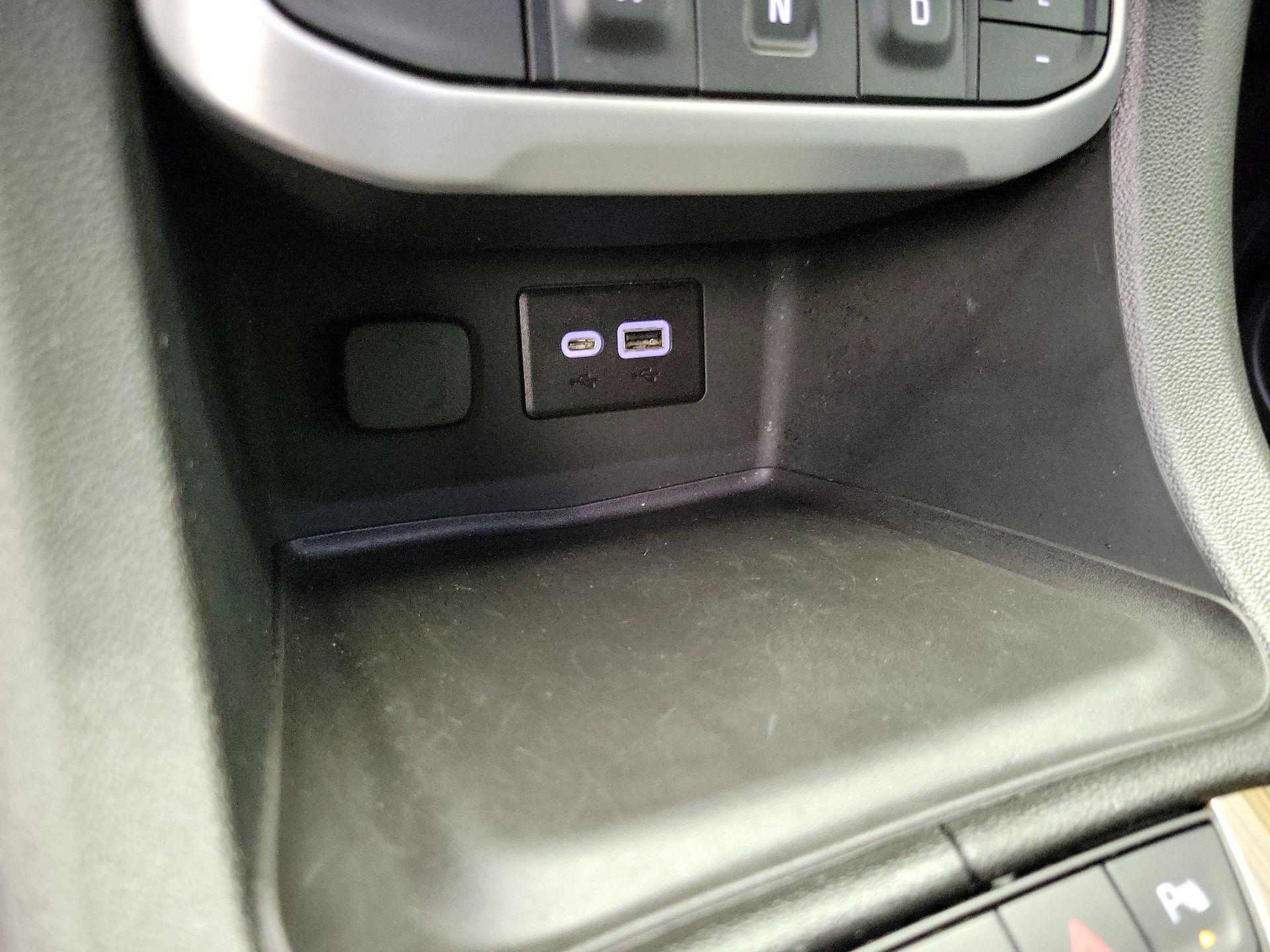 Thumbnail: 2022 GMC Acadia - 18