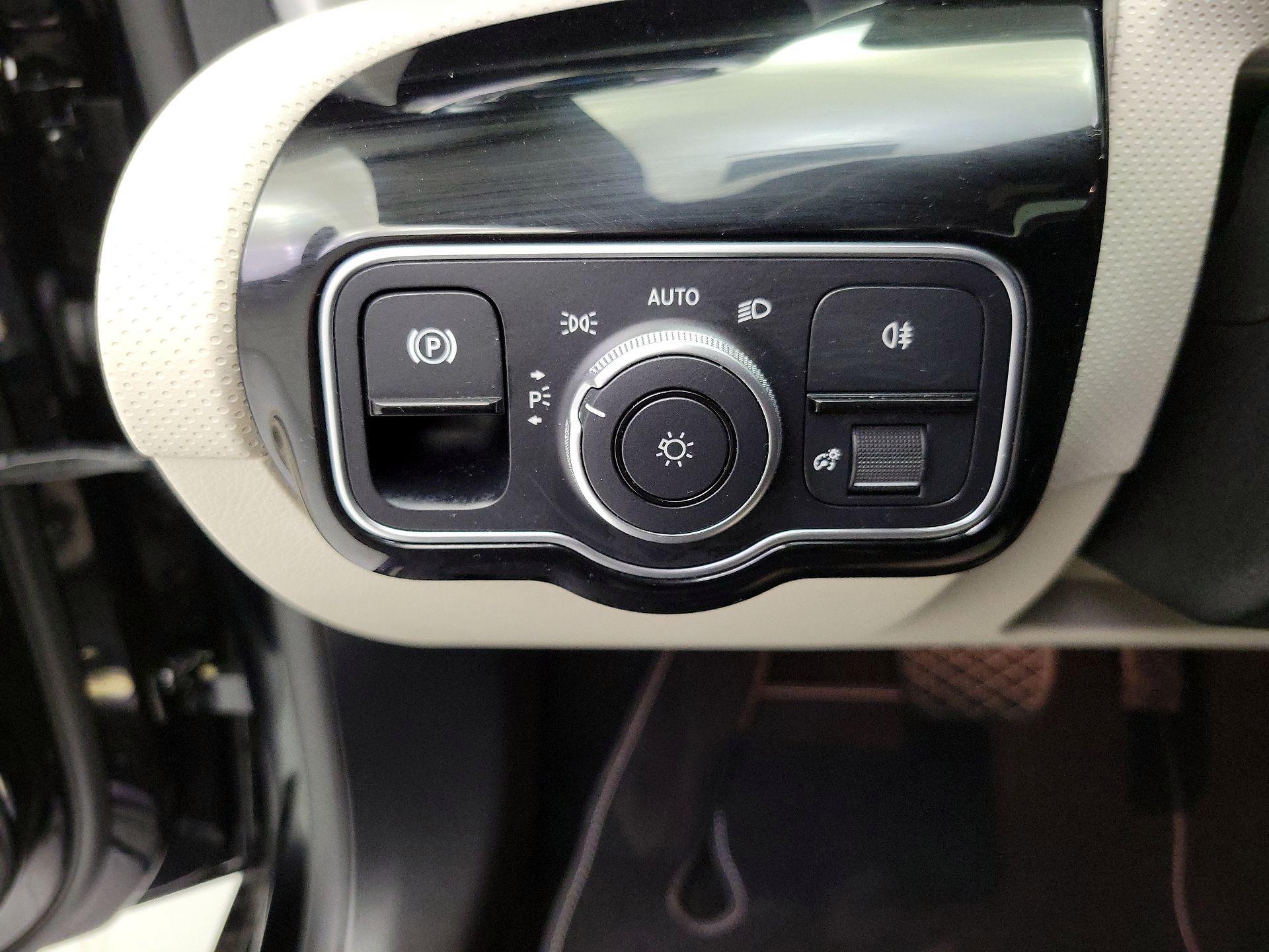 Thumbnail: 2023 Mercedes-Benz CLA - 13