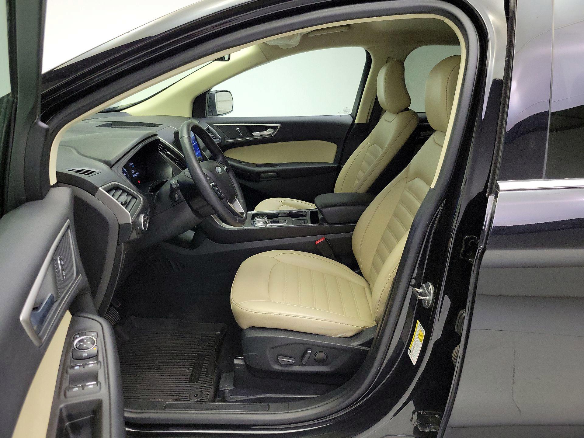 Thumbnail: 2022 Ford Edge - 11