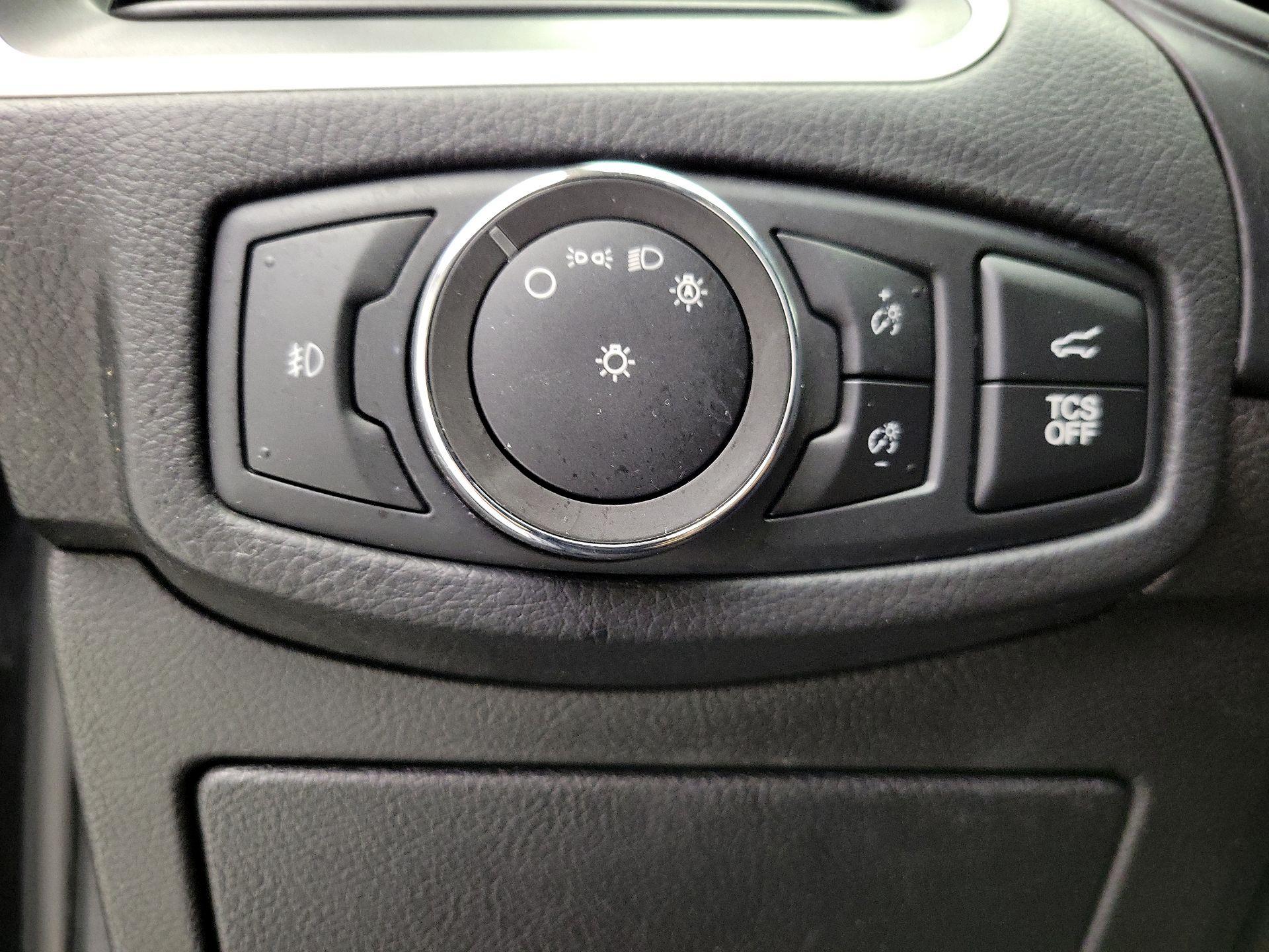 Thumbnail: 2022 Ford Edge - 13