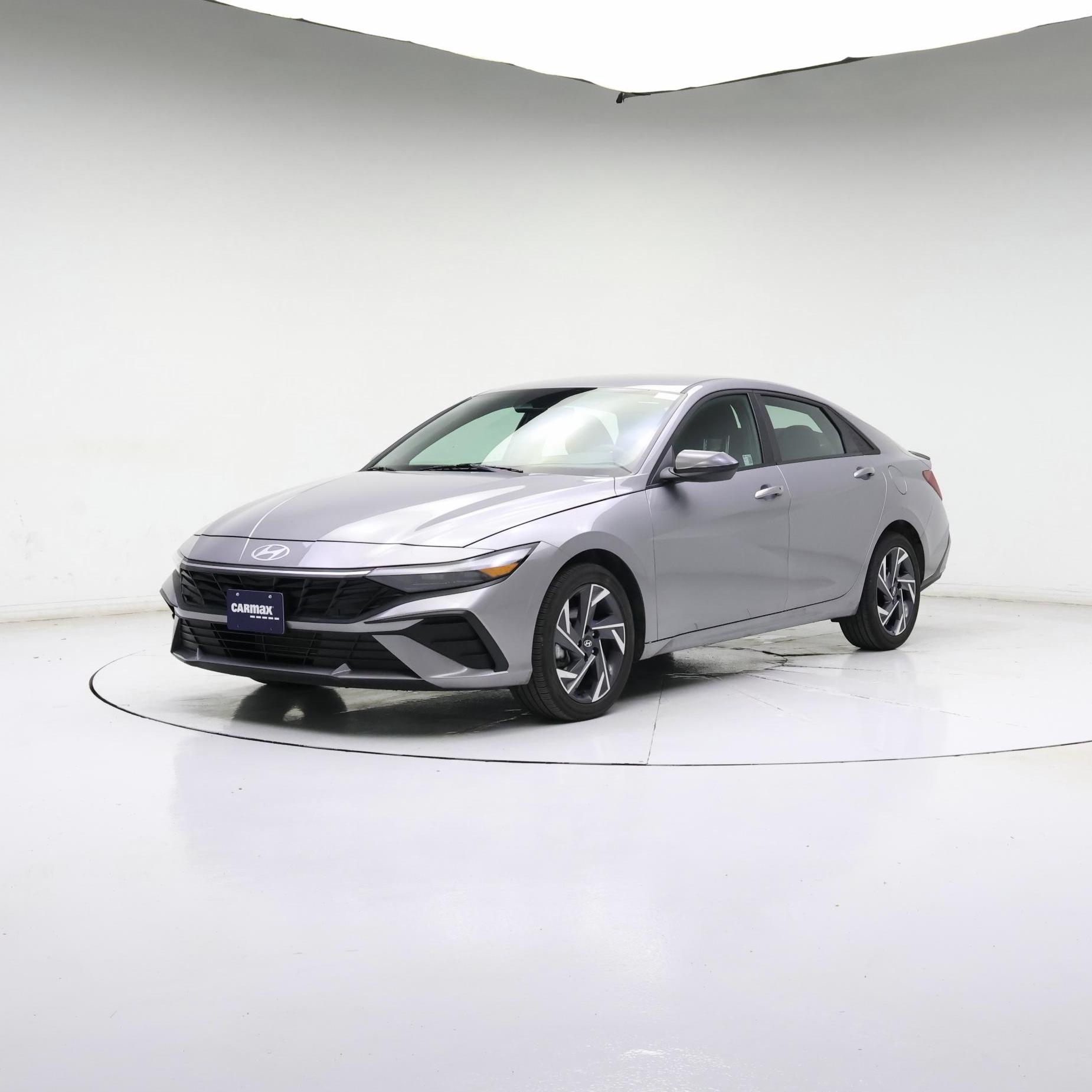 Thumbnail: 2025 Hyundai Elantra - 4