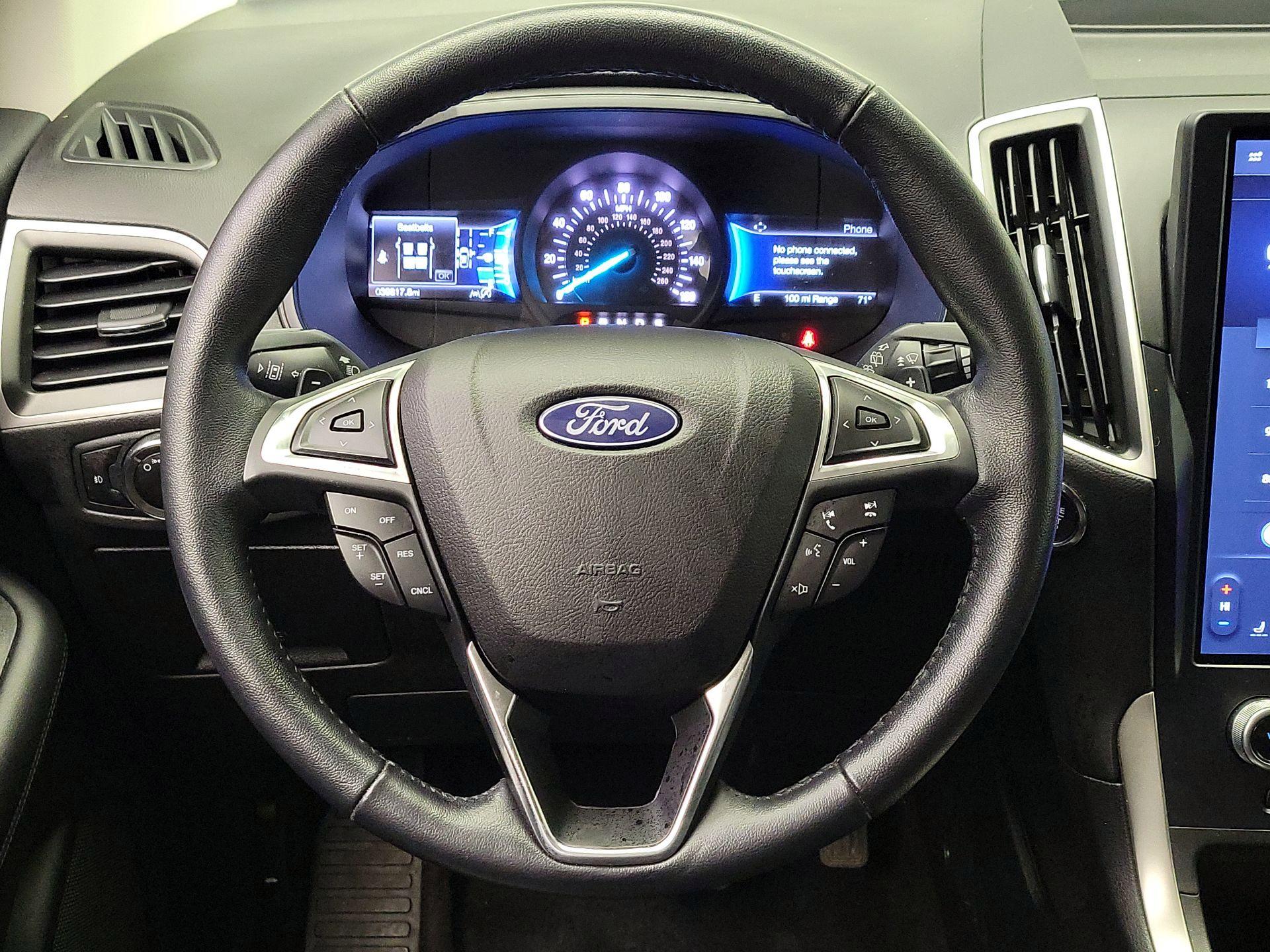 Thumbnail: 2023 Ford Edge - 10