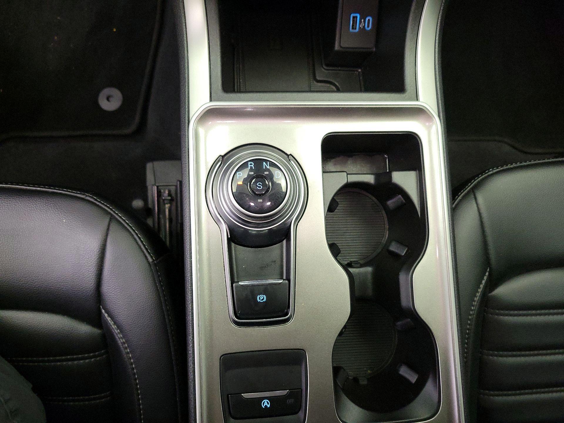 Thumbnail: 2023 Ford Edge - 17