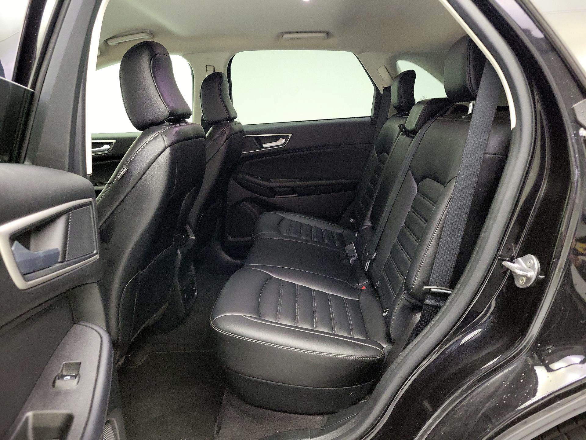 Thumbnail: 2023 Ford Edge - 19
