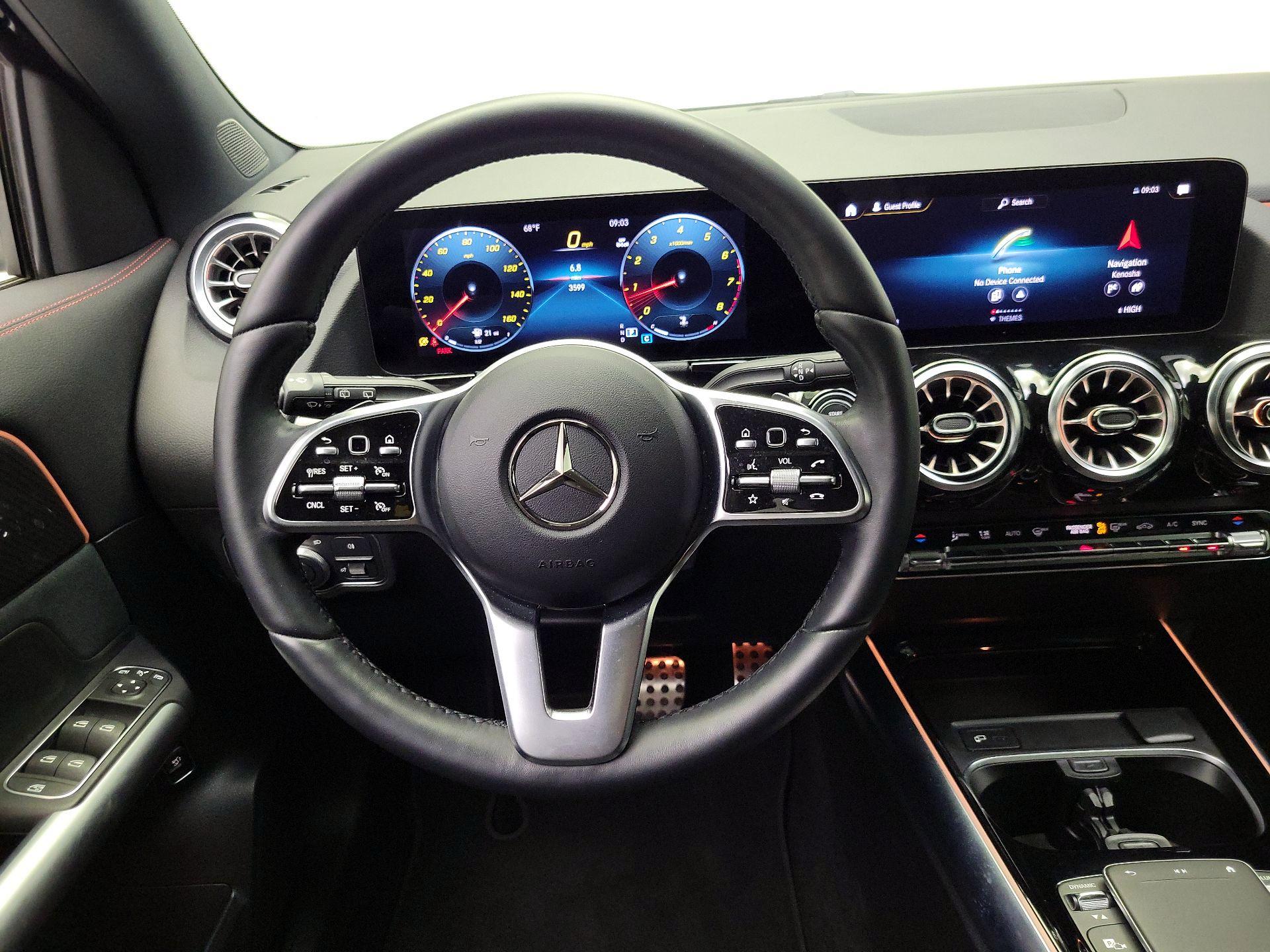 Thumbnail: 2023 Mercedes-Benz GLA - 10