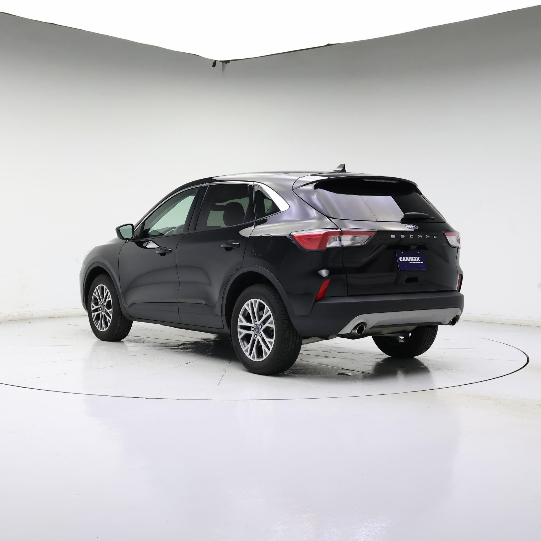 Thumbnail: 2022 Ford Escape - 2