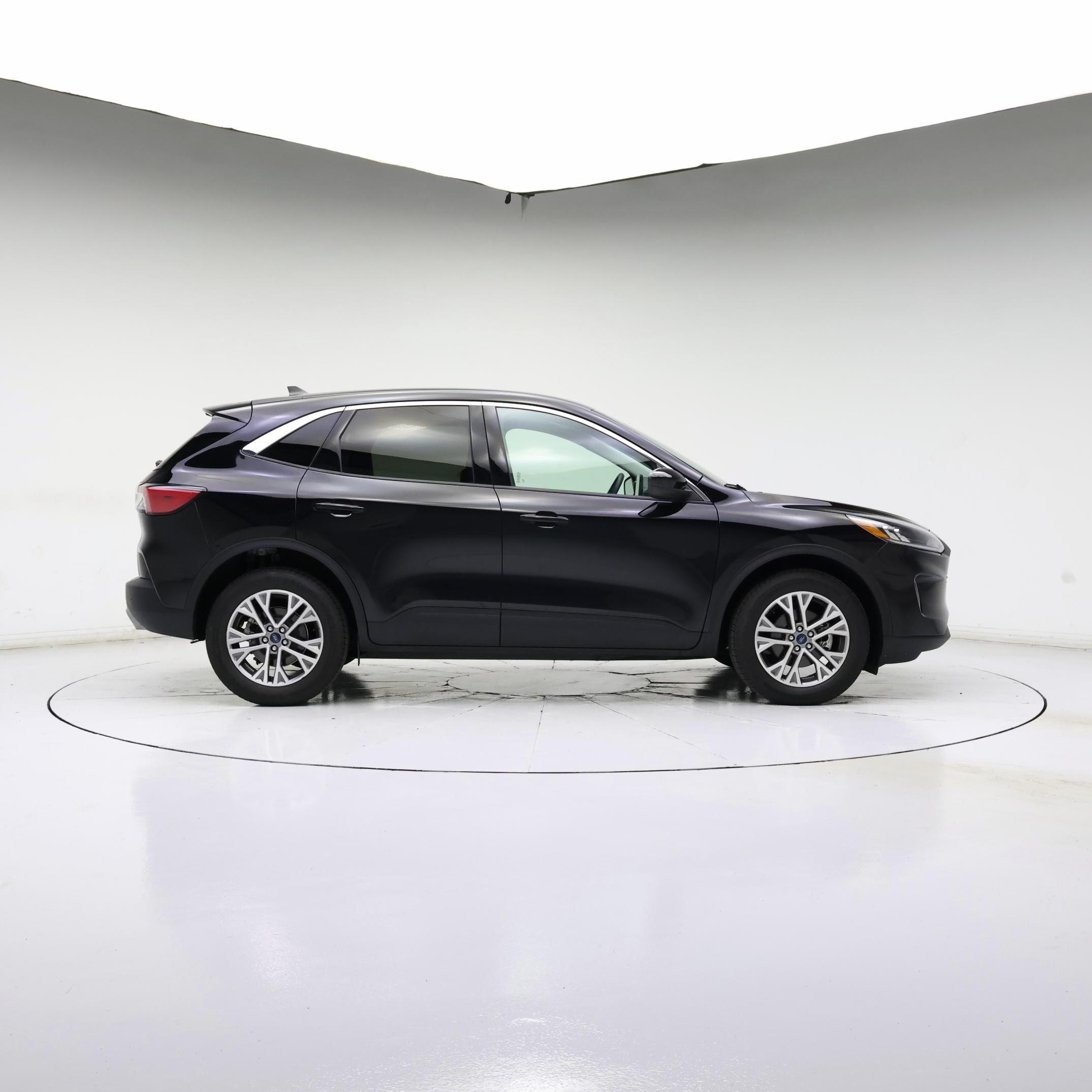 Thumbnail: 2022 Ford Escape - 7