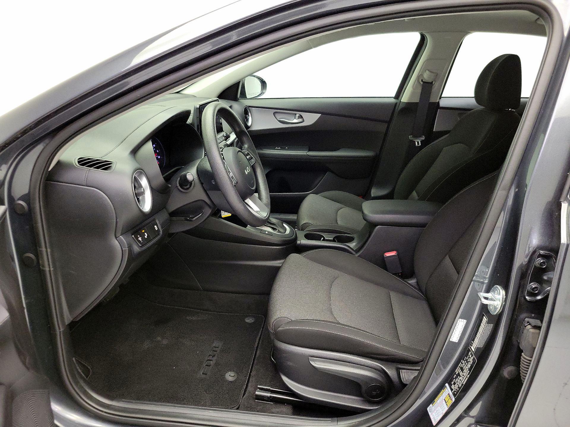 Thumbnail: 2023 Kia Forte - 11