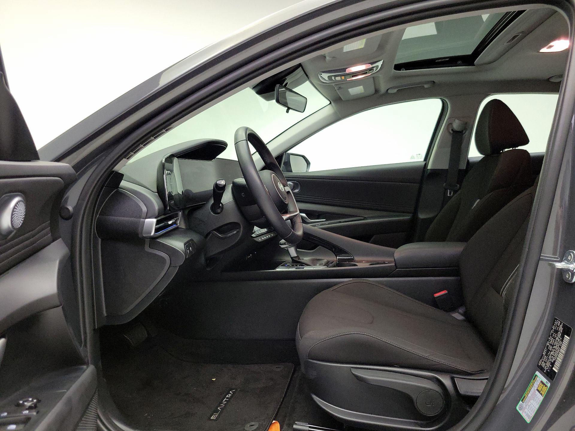 Thumbnail: 2024 Hyundai Elantra - 11