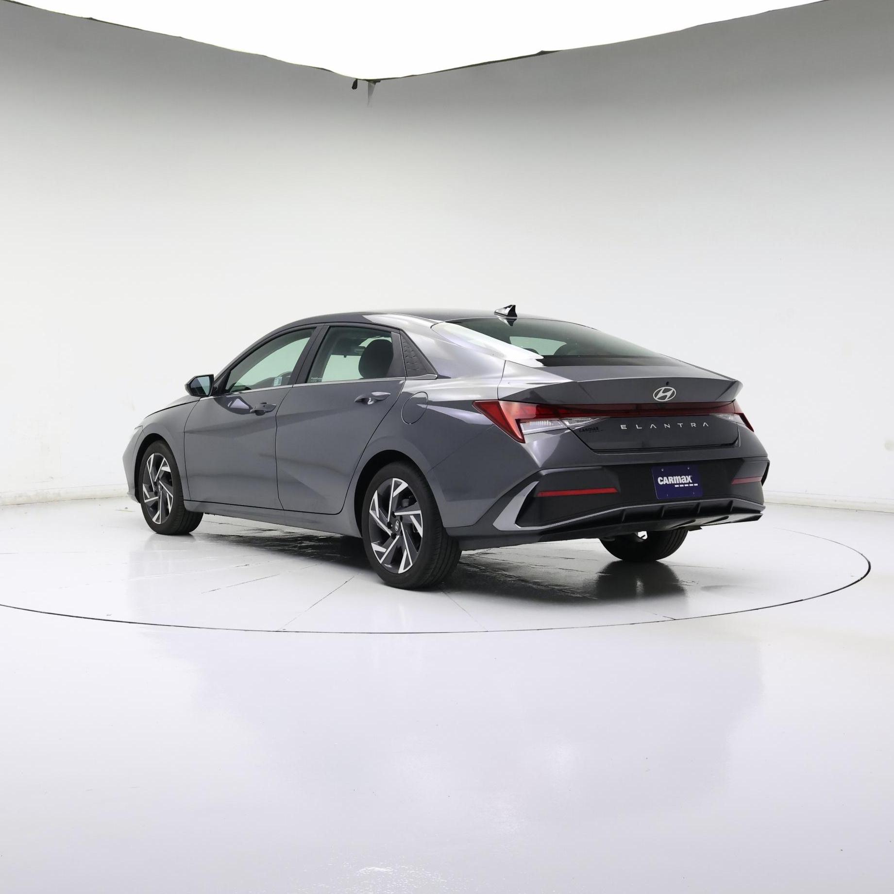 Thumbnail: 2024 Hyundai Elantra - 2