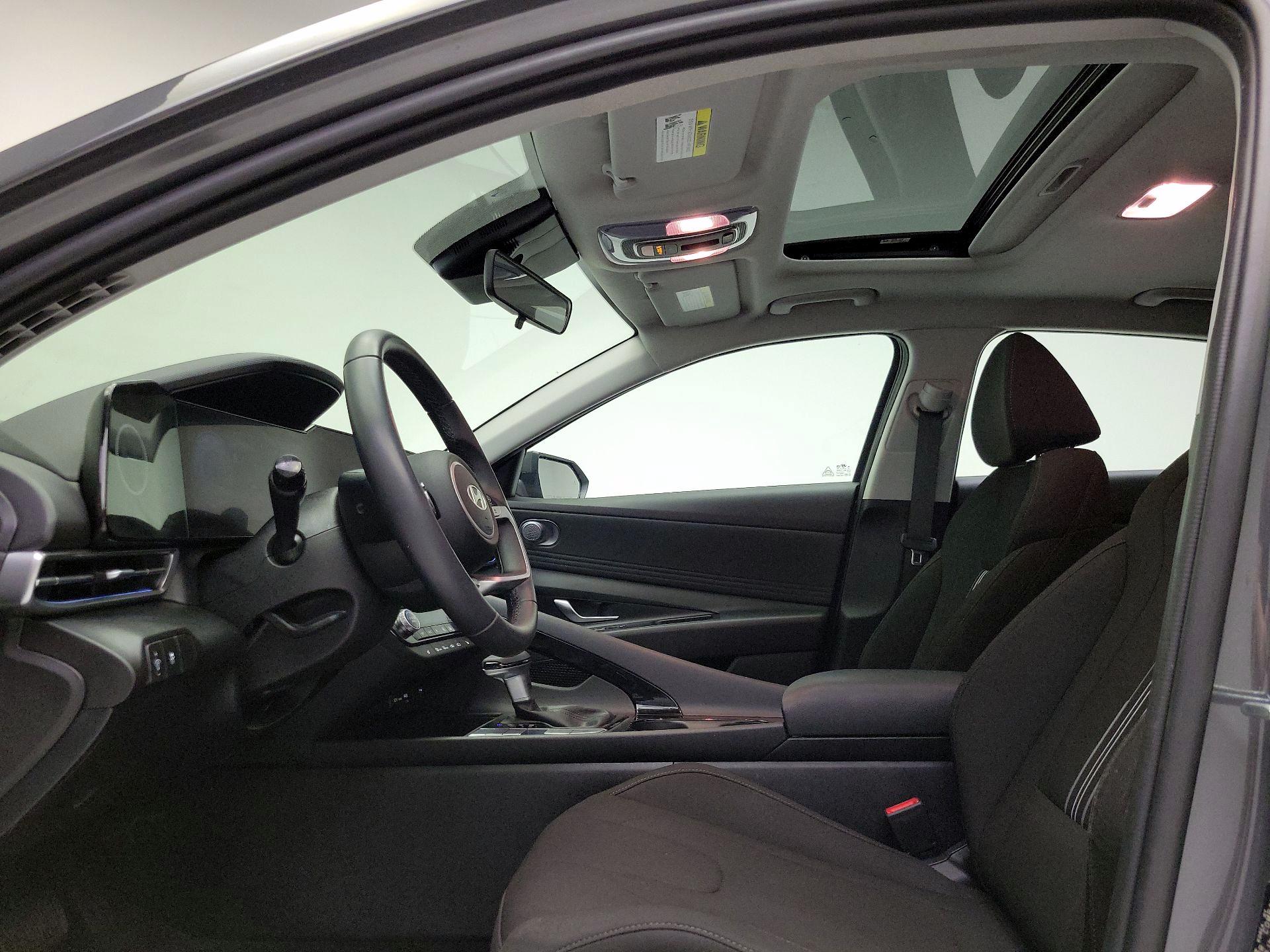 Thumbnail: 2024 Hyundai Elantra - 20