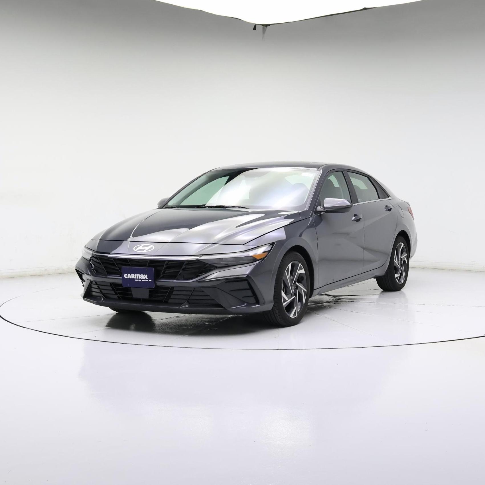 Thumbnail: 2024 Hyundai Elantra - 4