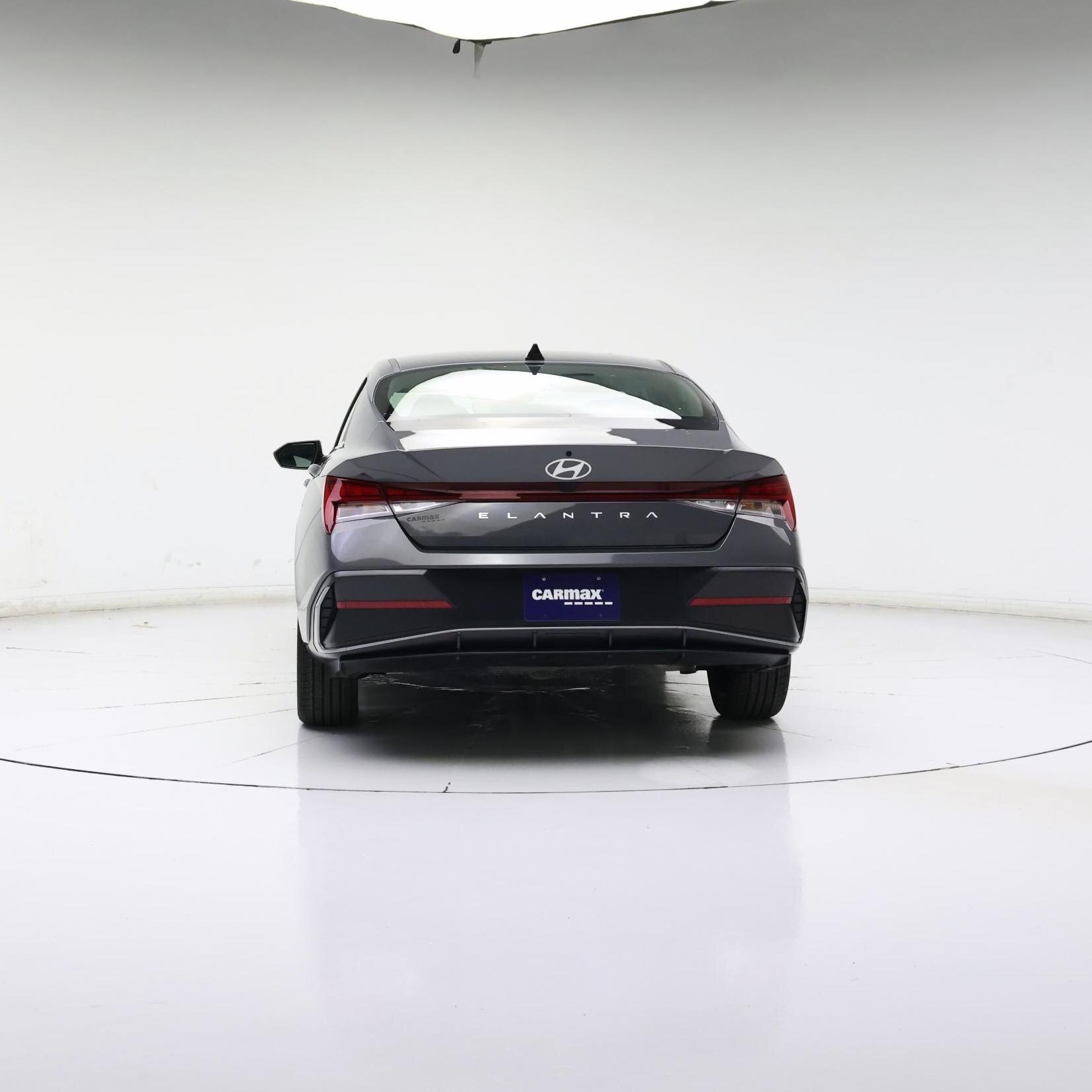 Thumbnail: 2024 Hyundai Elantra - 6