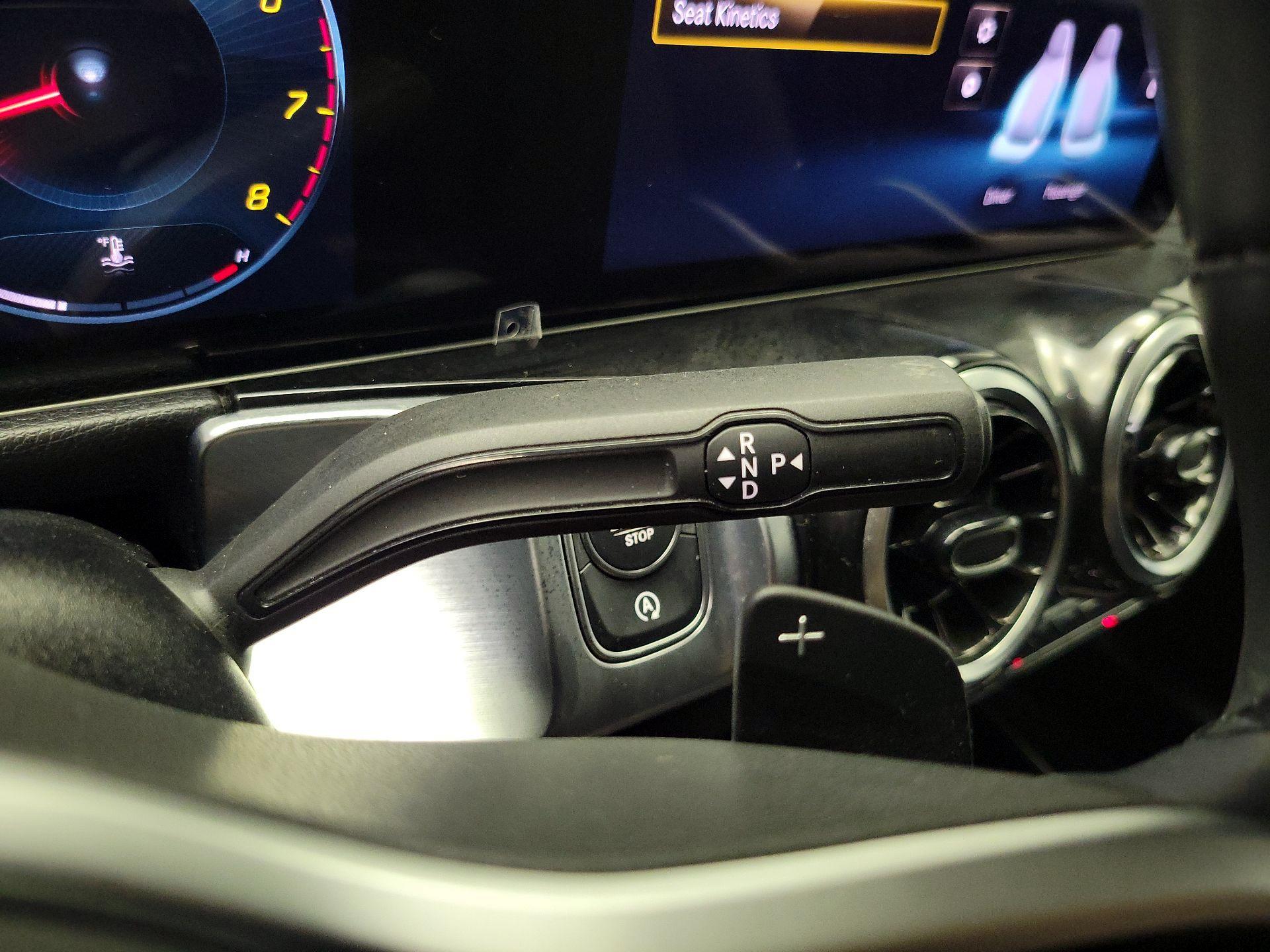 Thumbnail: 2020 Mercedes-Benz GLB - 18