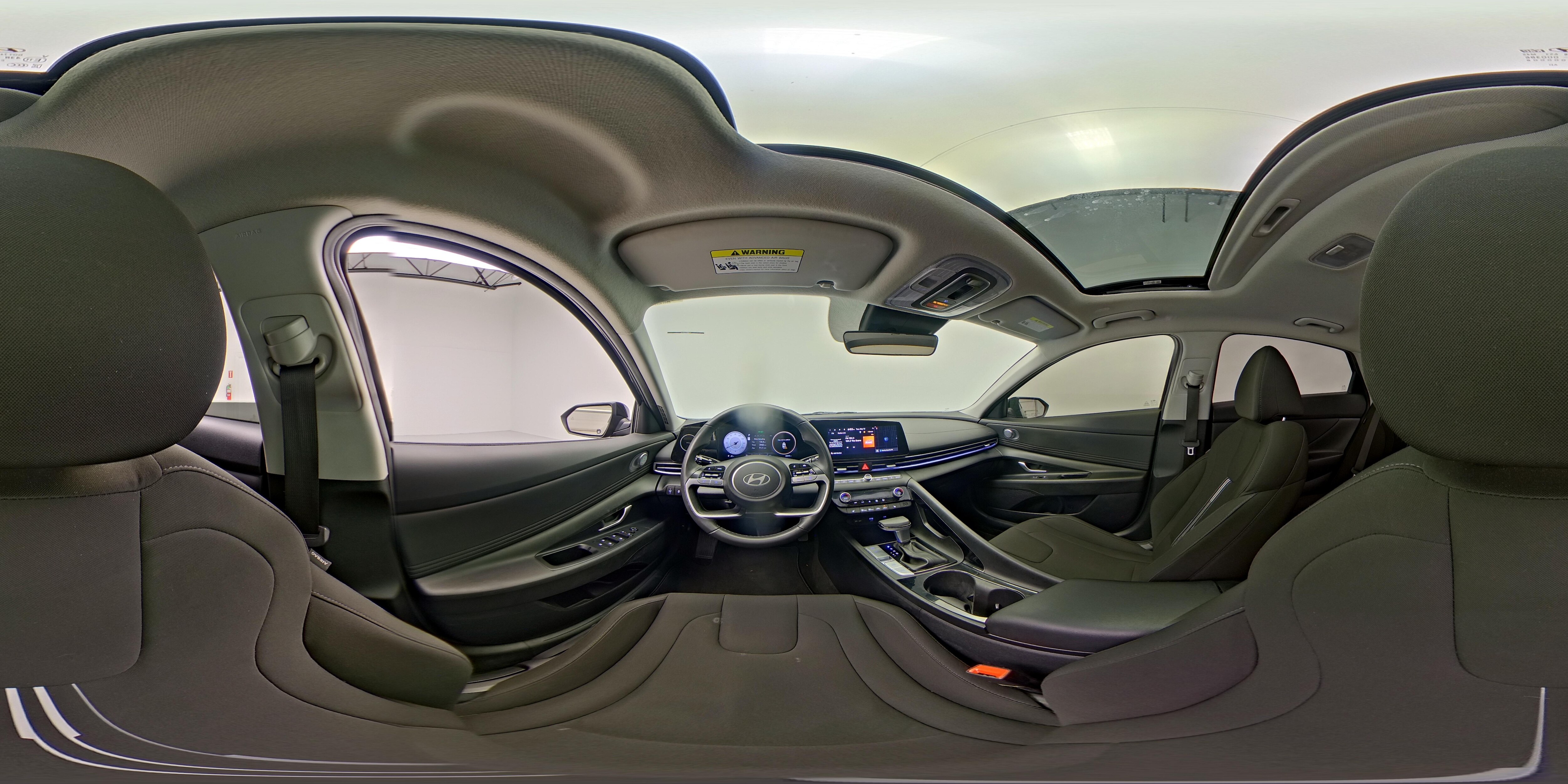 2024 Hyundai Elantra SEL - Photo 28