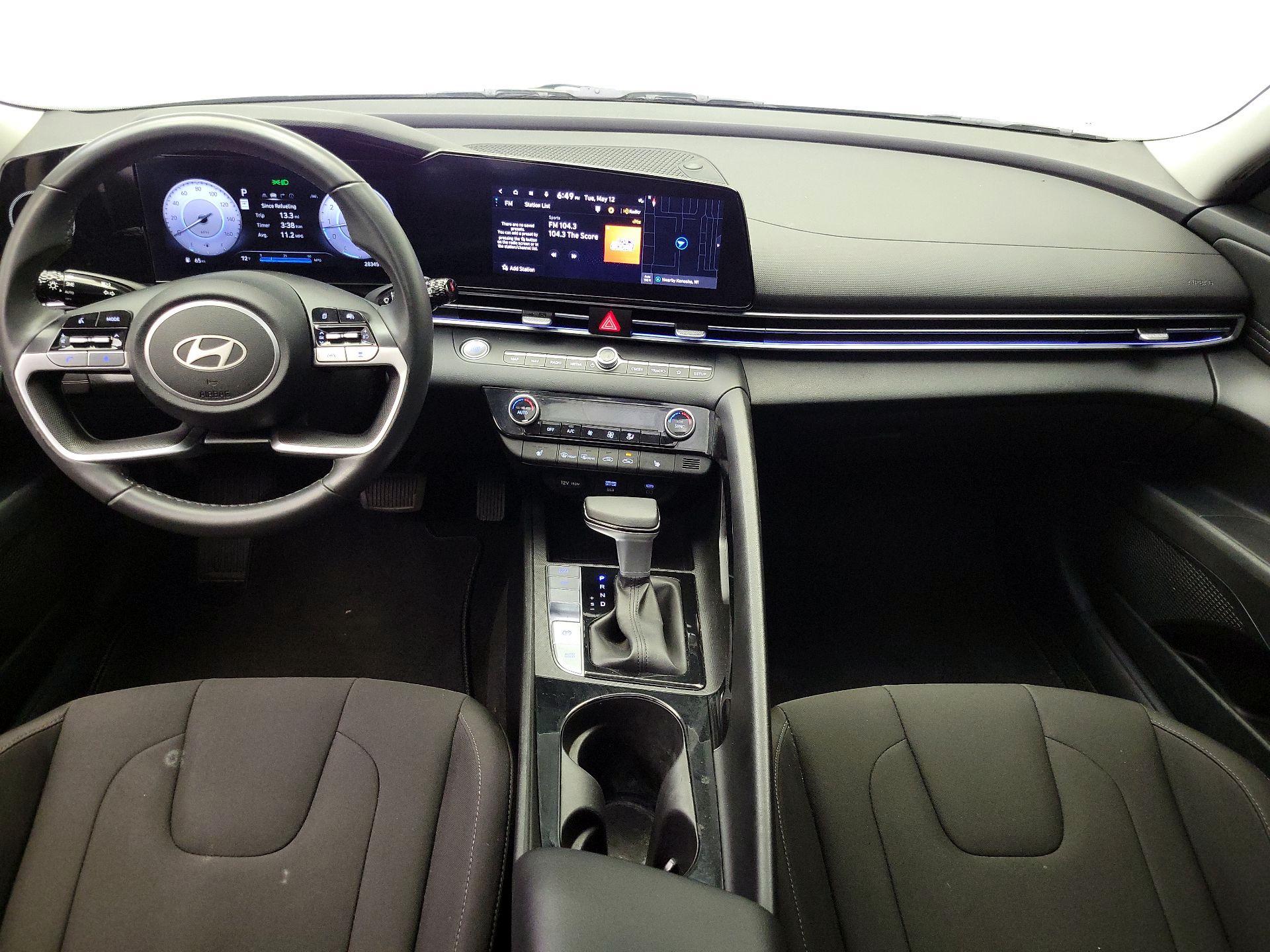 Thumbnail: 2024 Hyundai Elantra - 9