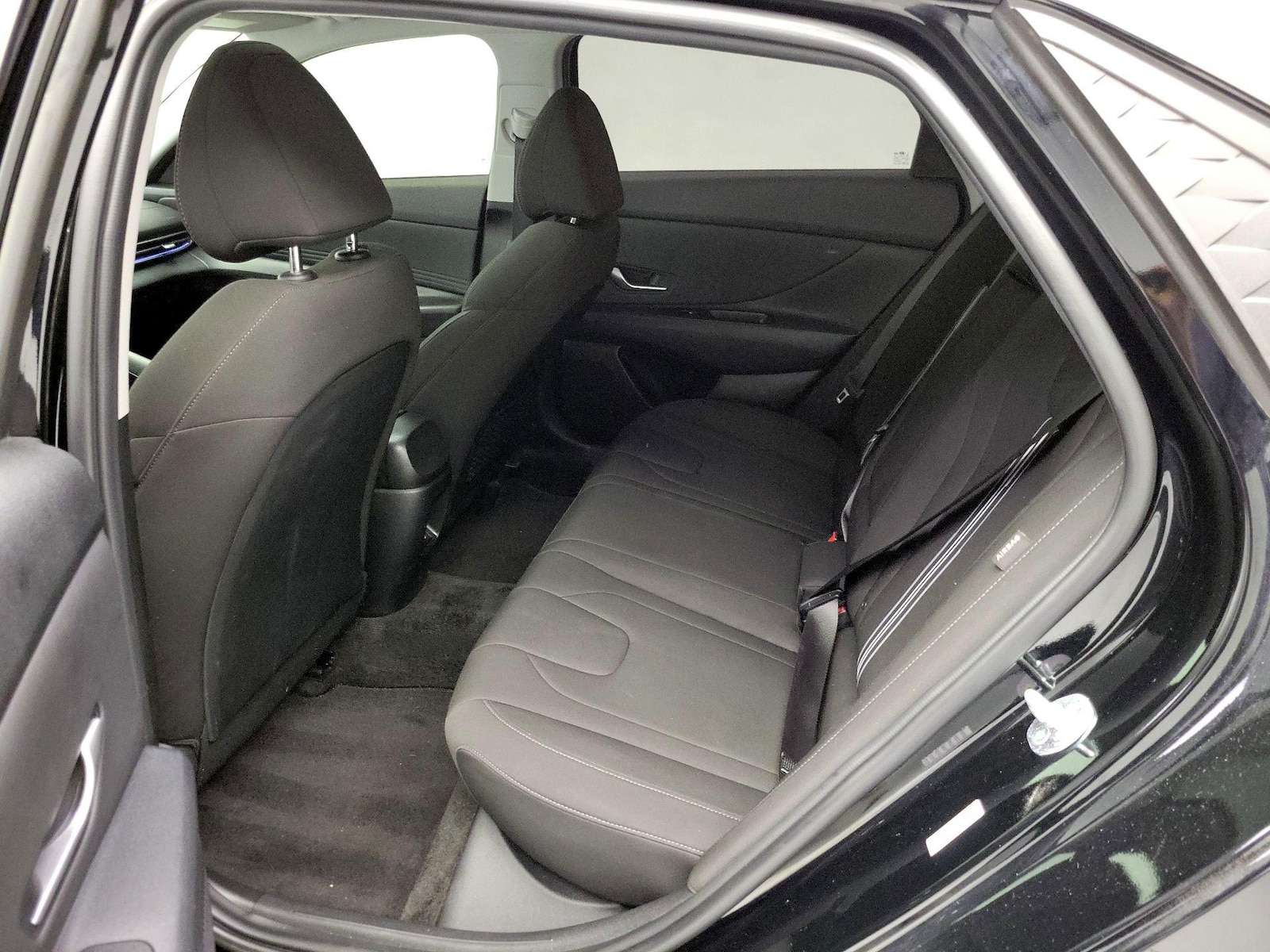 2024 Hyundai Elantra SEL - Photo 22