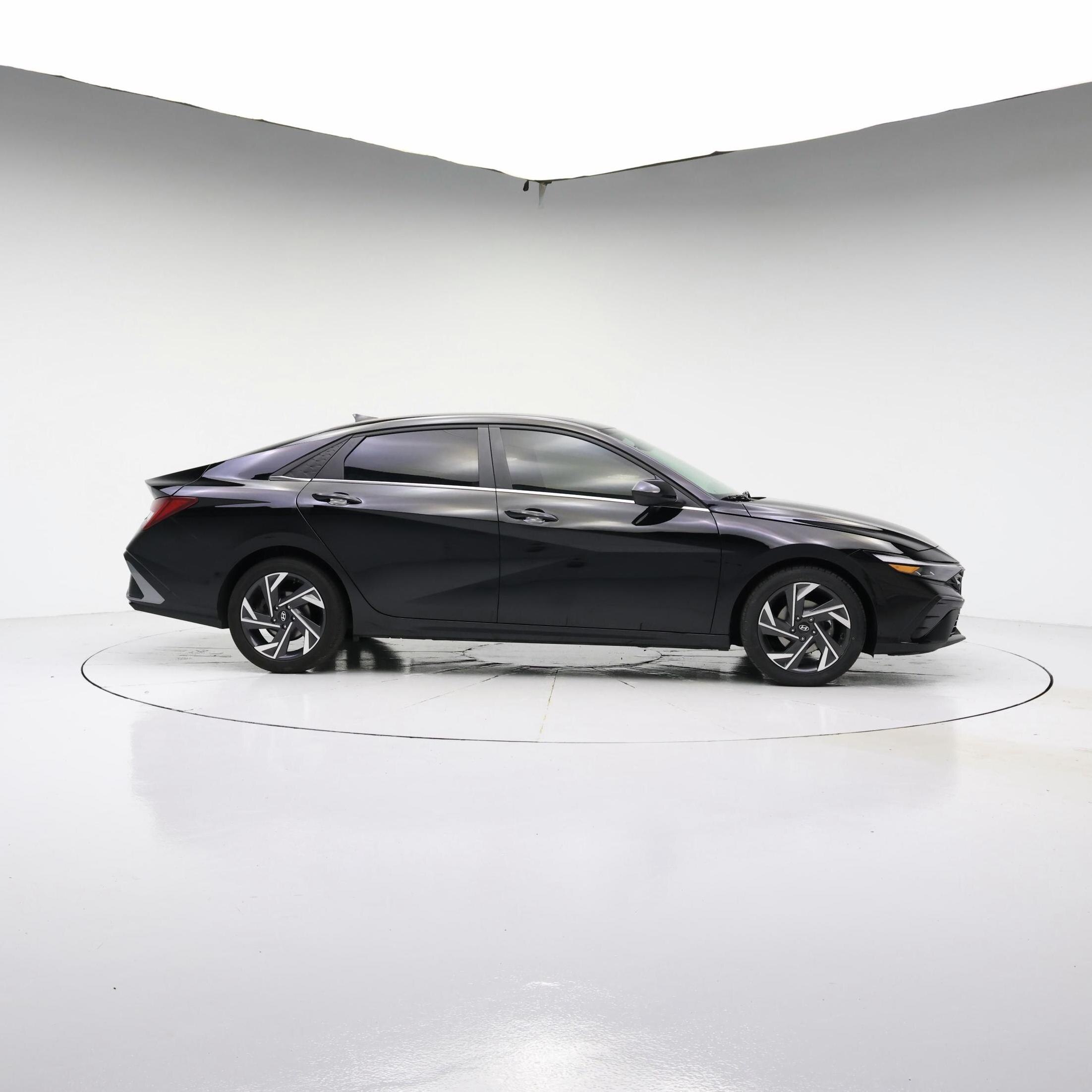 Thumbnail: 2024 Hyundai Elantra - 7