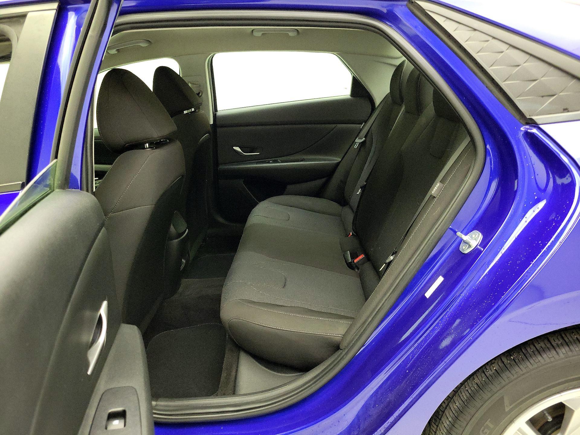 Thumbnail: 2025 Hyundai Elantra - 19