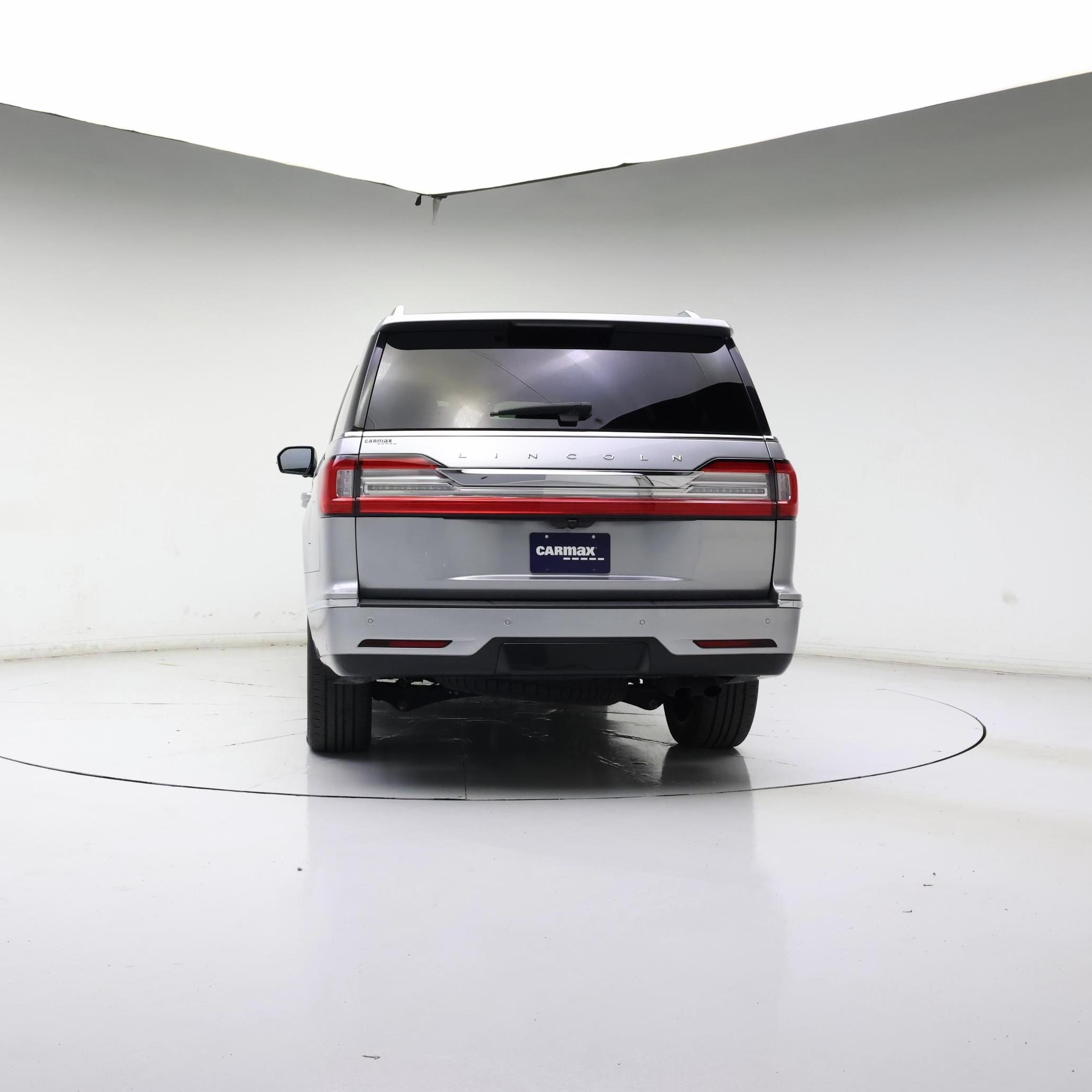 Thumbnail: 2021 Lincoln Navigator L - 6