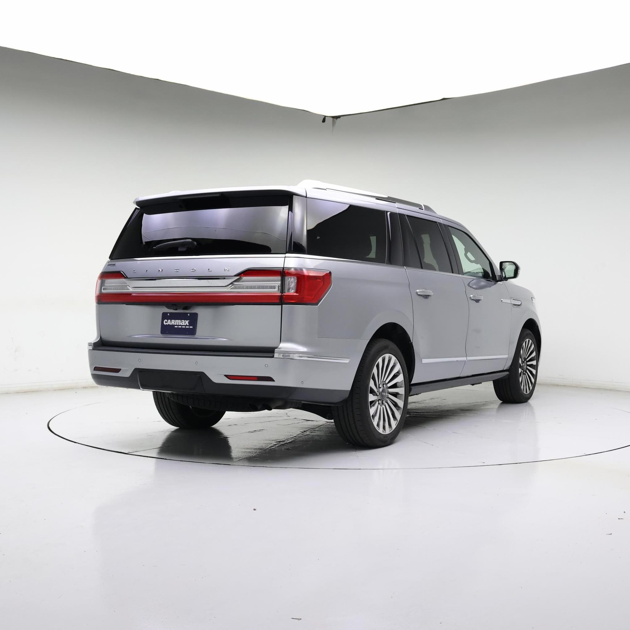 Thumbnail: 2021 Lincoln Navigator L - 8