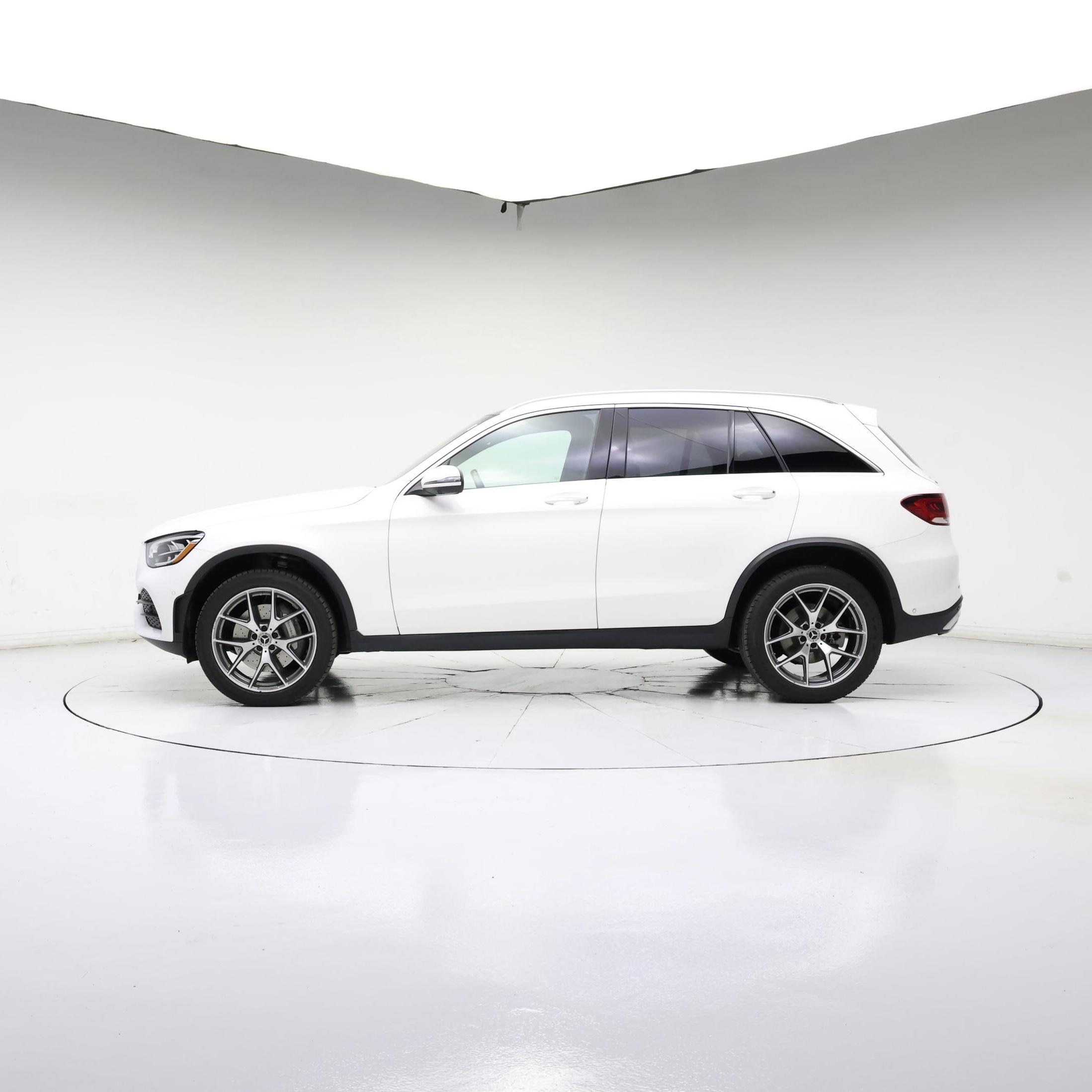 Thumbnail: 2022 Mercedes-Benz GLC - 3