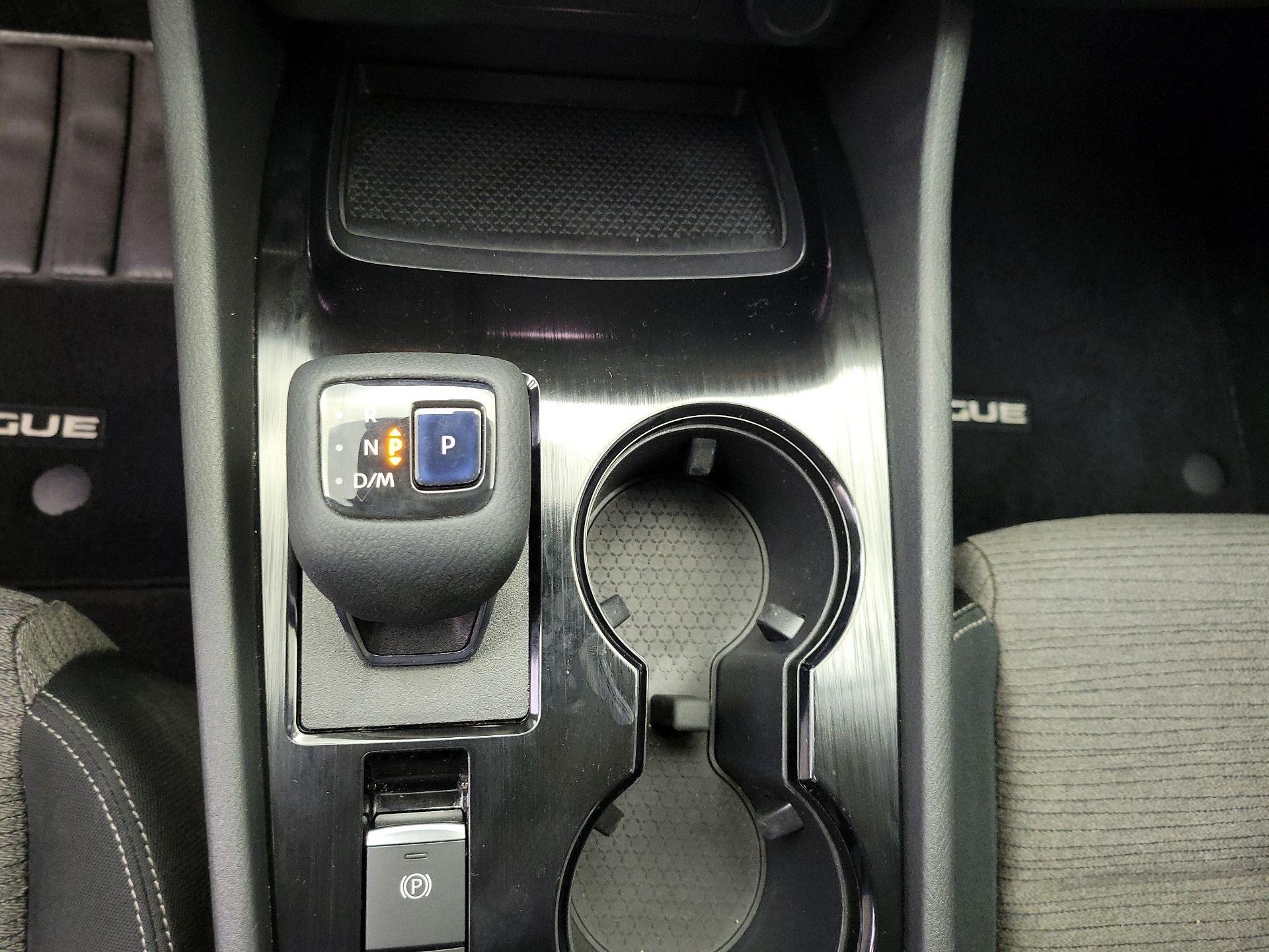 Thumbnail: 2021 Nissan Rogue - 17