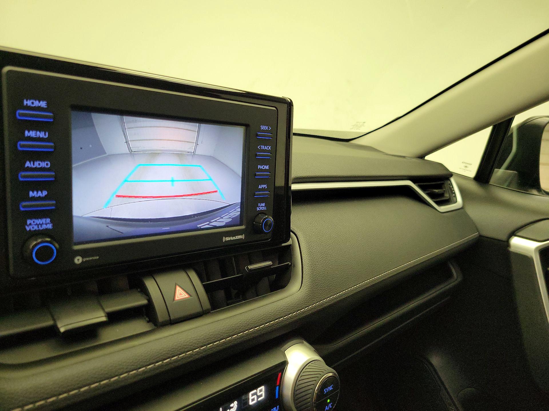 Thumbnail: 2022 Toyota RAV4 - 14