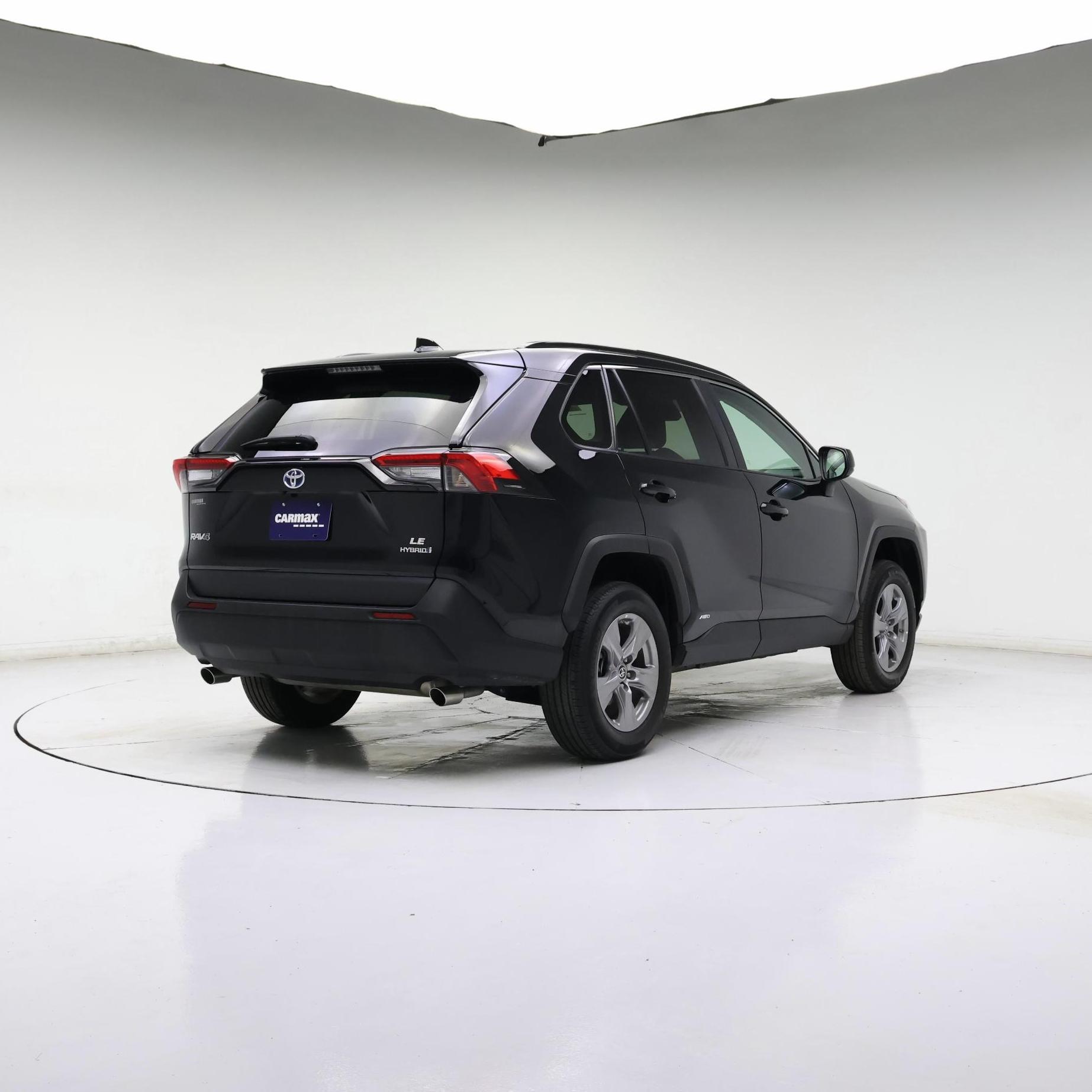 Thumbnail: 2022 Toyota RAV4 - 8