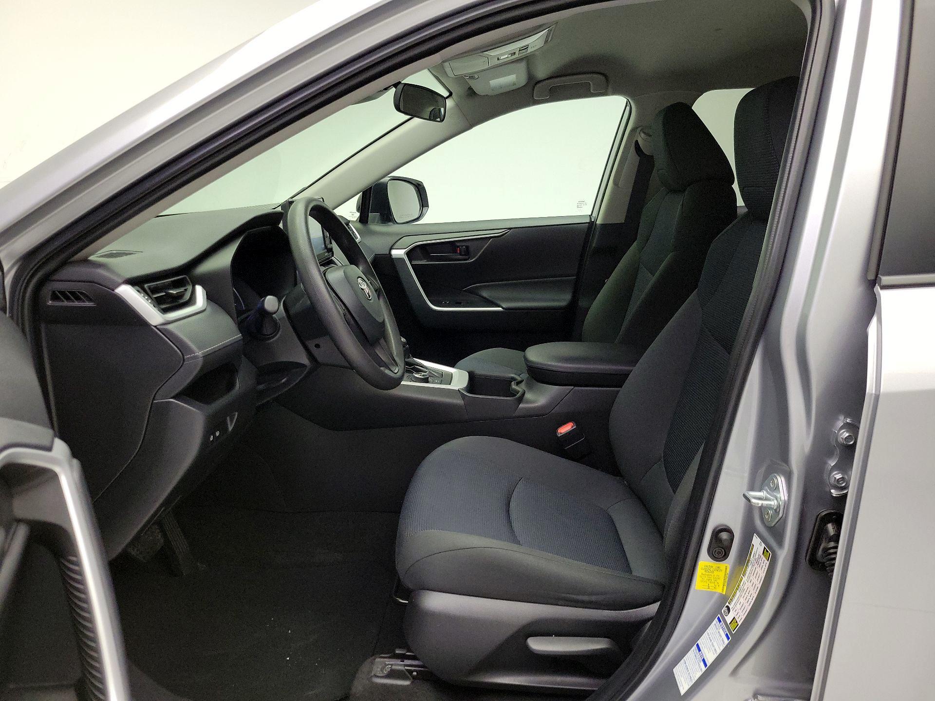 Thumbnail: 2022 Toyota RAV4 - 11