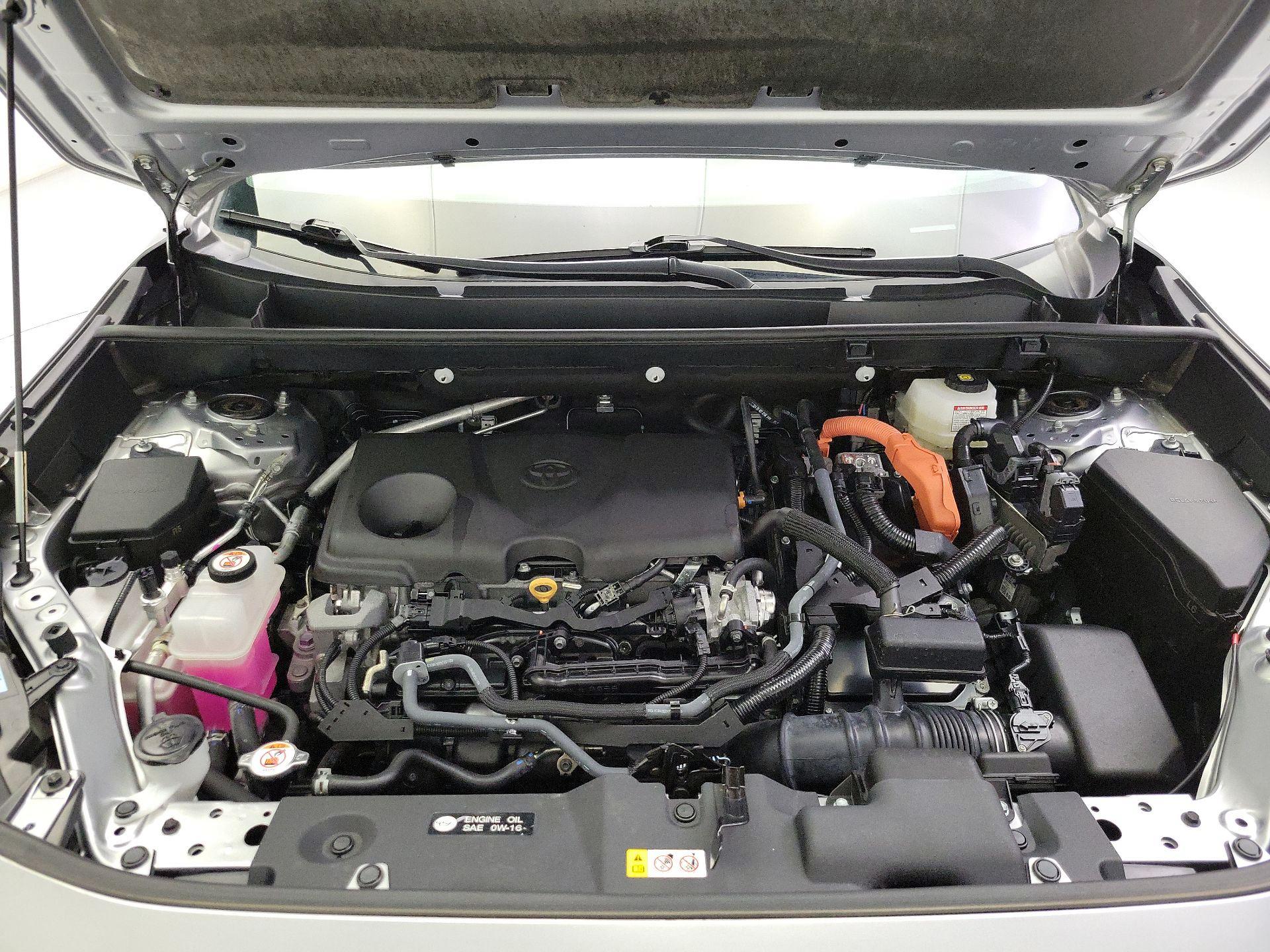 Thumbnail: 2022 Toyota RAV4 - 20