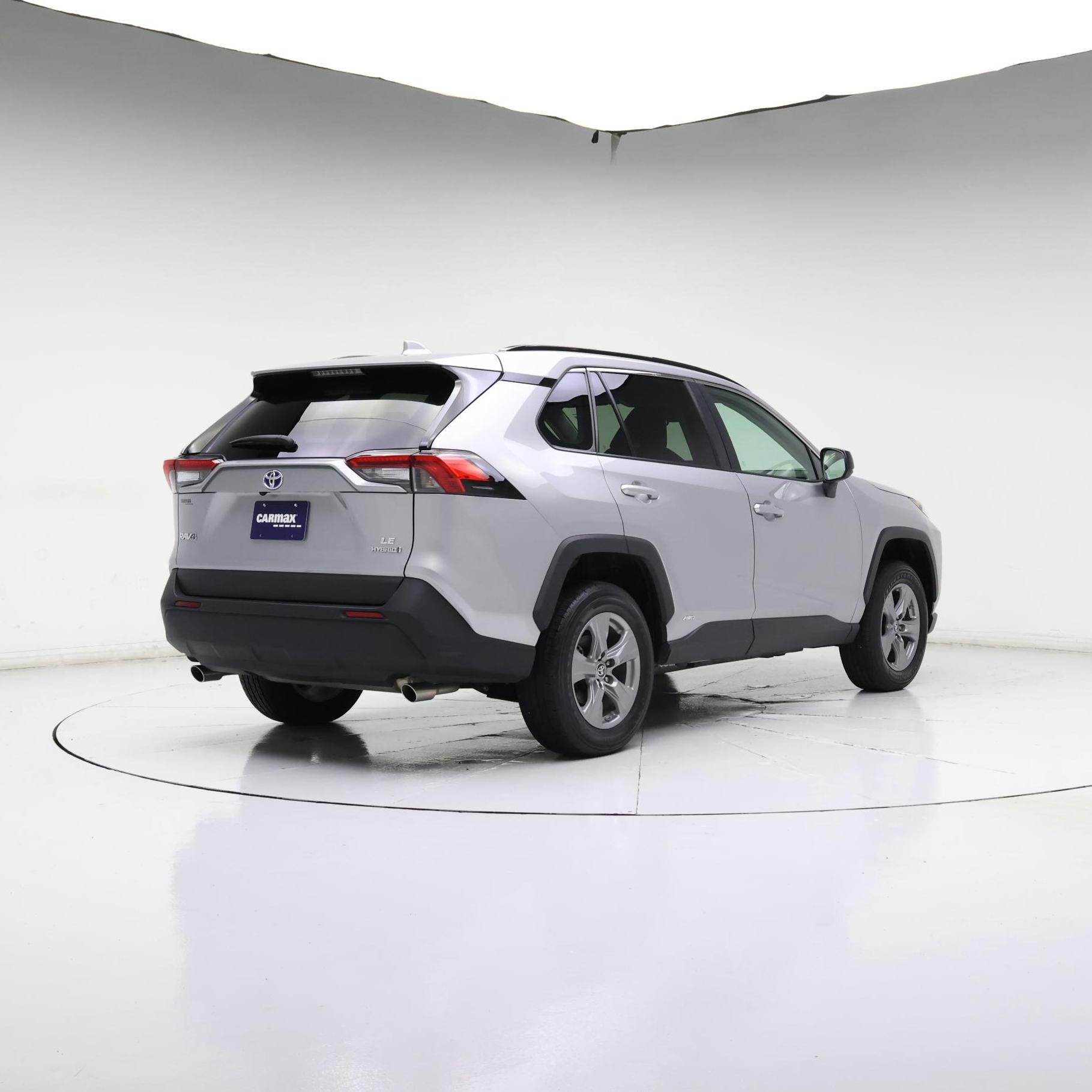Thumbnail: 2022 Toyota RAV4 - 8