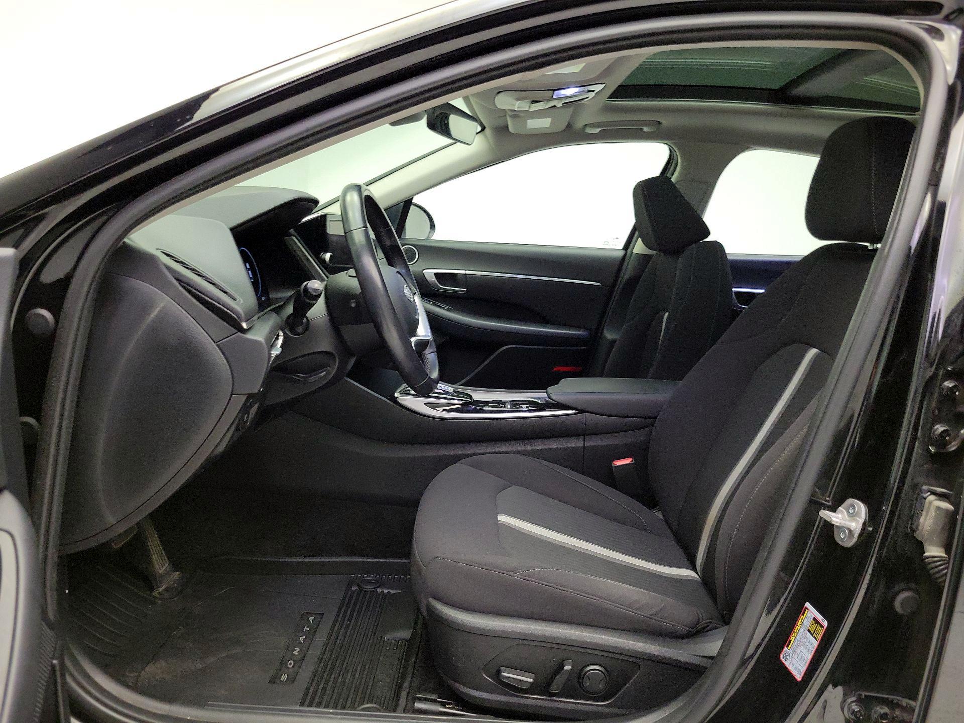 Thumbnail: 2023 Hyundai Sonata - 20