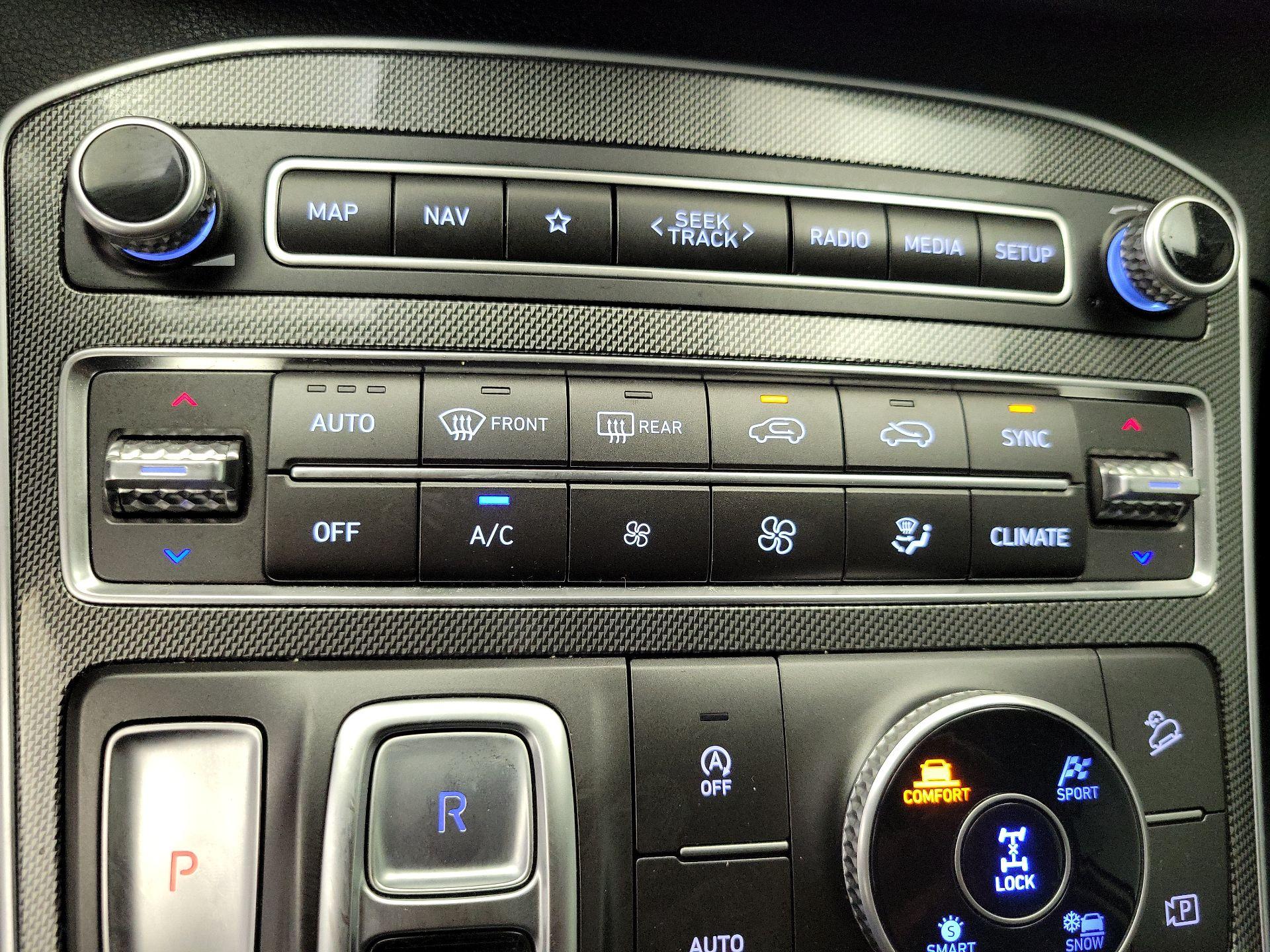 Thumbnail: 2023 Hyundai Santa Fe - 17